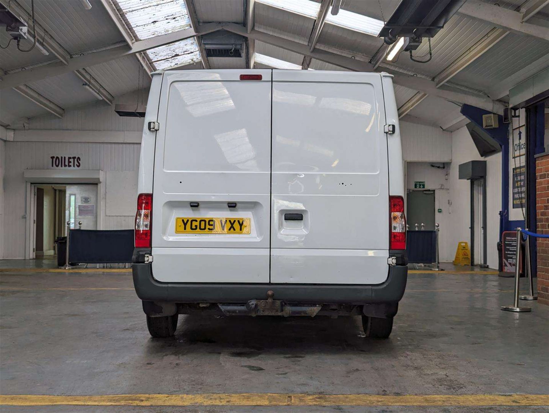 2009 FORD TRANSIT 85 T260M FWD - Image 3 of 30