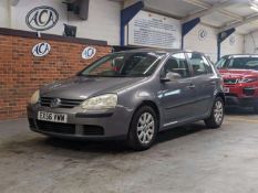 2006 VOLKSWAGEN GOLF FSI SE