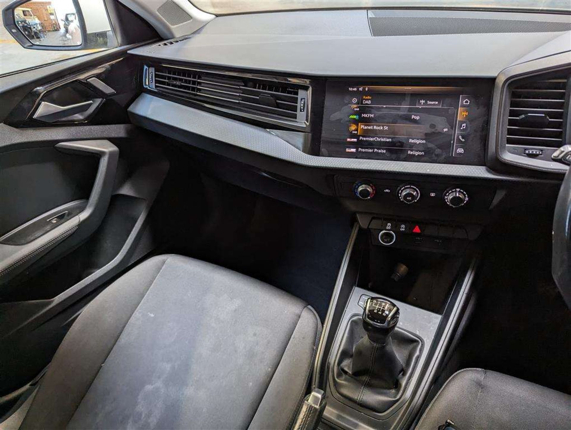 2019 AUDI A1 SE 30 TFSI - Image 25 of 27