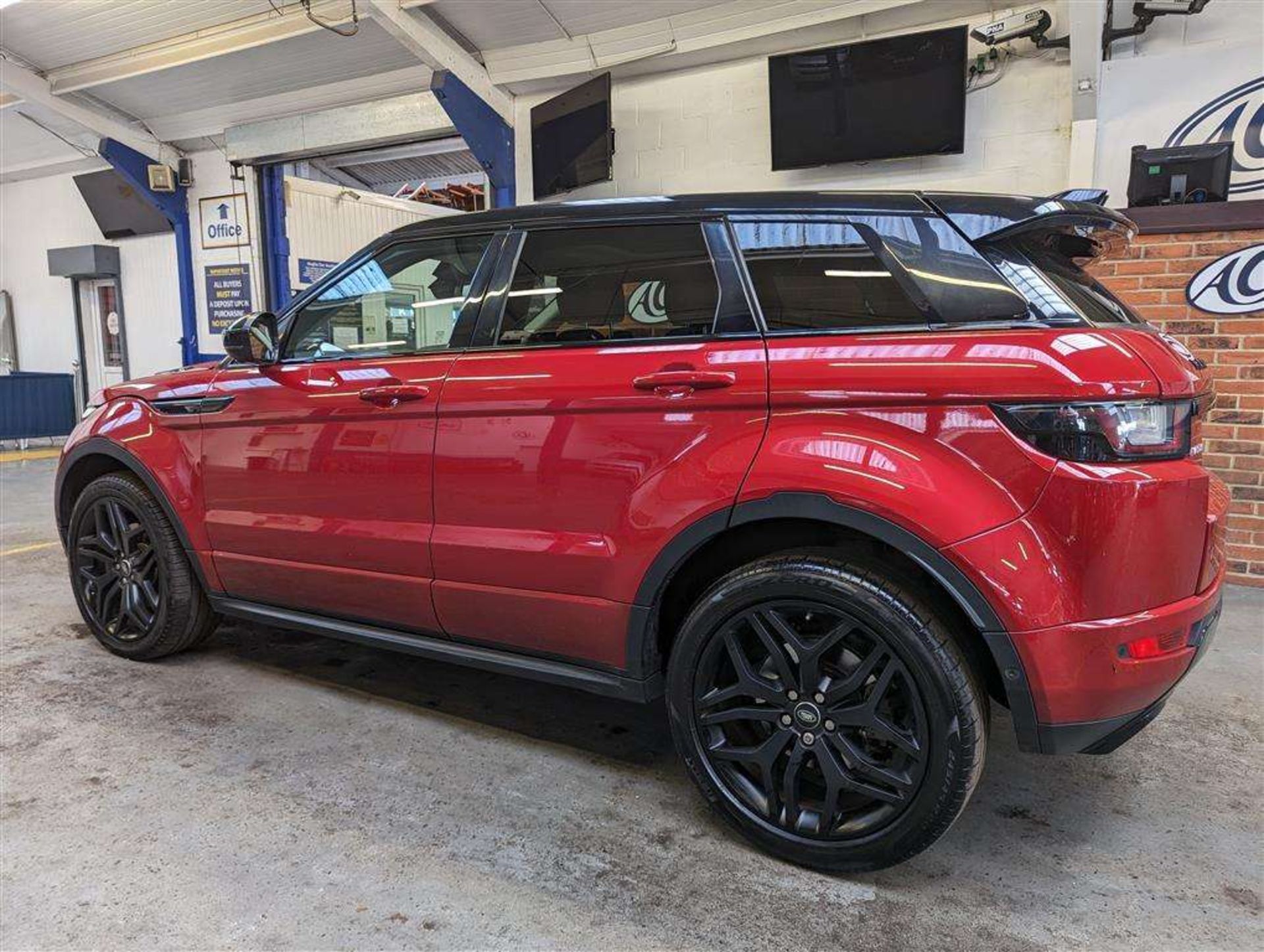 2015 LAND ROVER RANGE ROVER EVOQUE HSE DYN LUX - Image 13 of 30