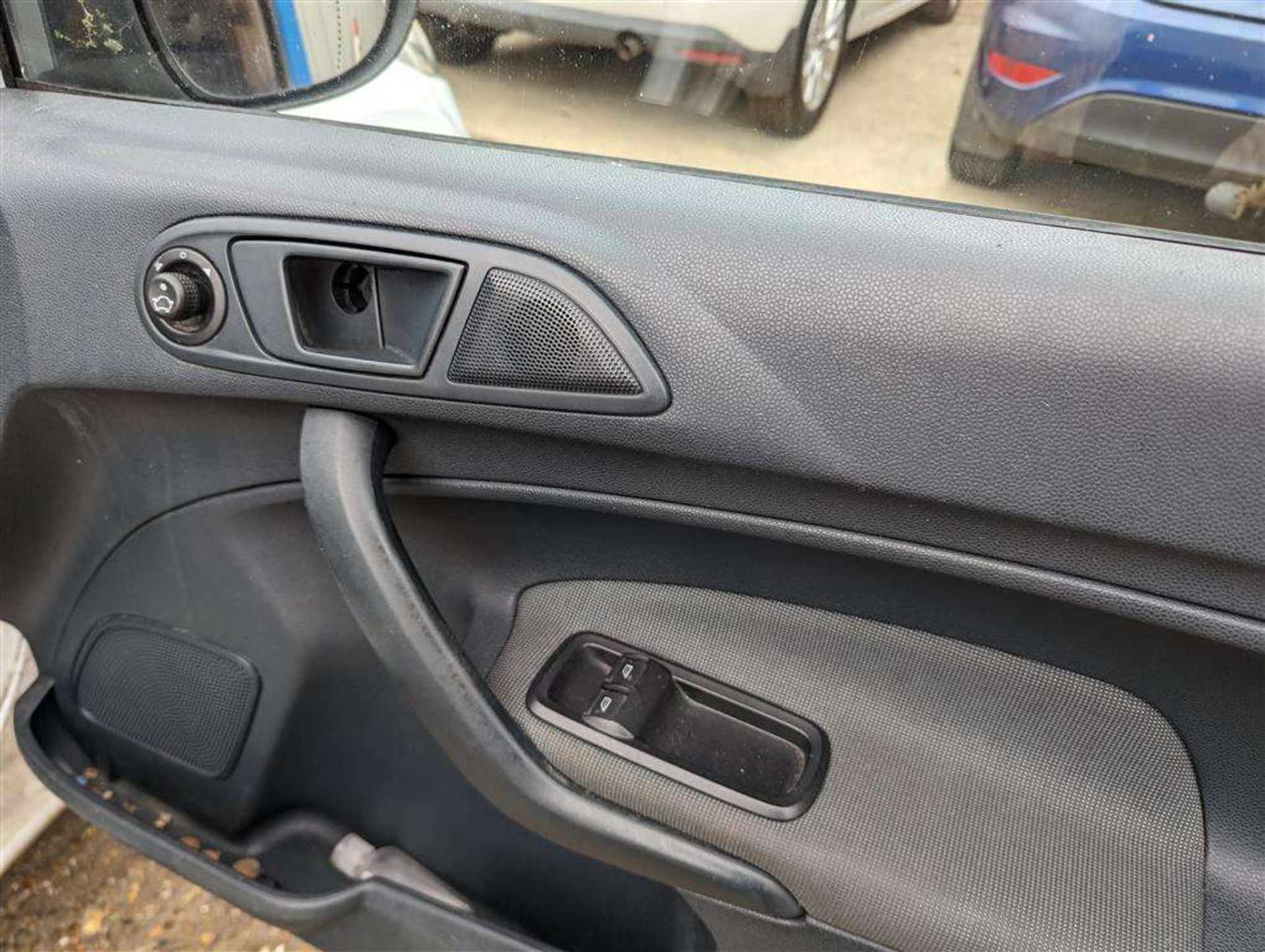 2011 FORD FIESTA ECONETIC TDCI DPF - Image 25 of 28