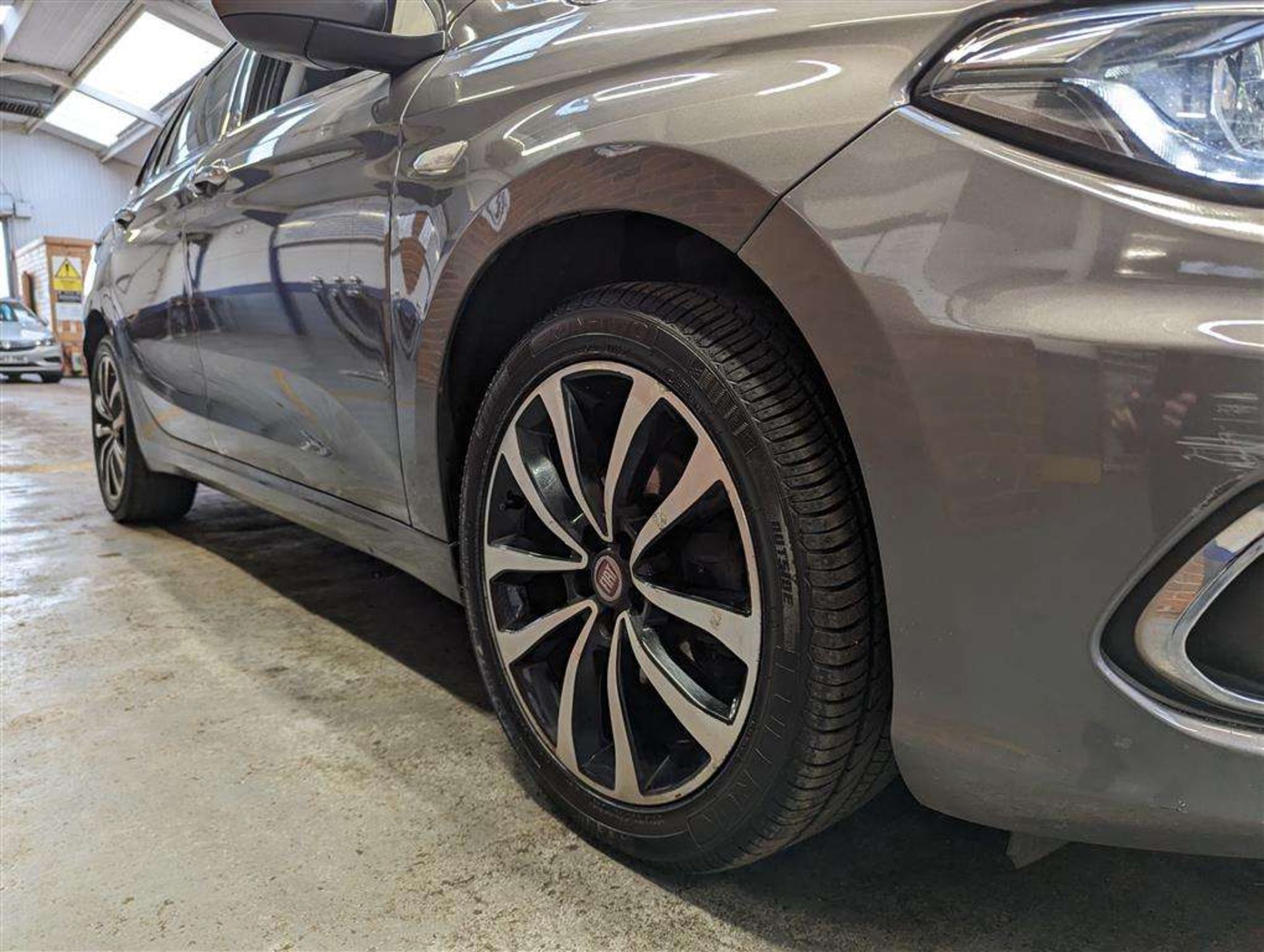 2018 FIAT TIPO LOUNGE MULITJET - Image 15 of 30