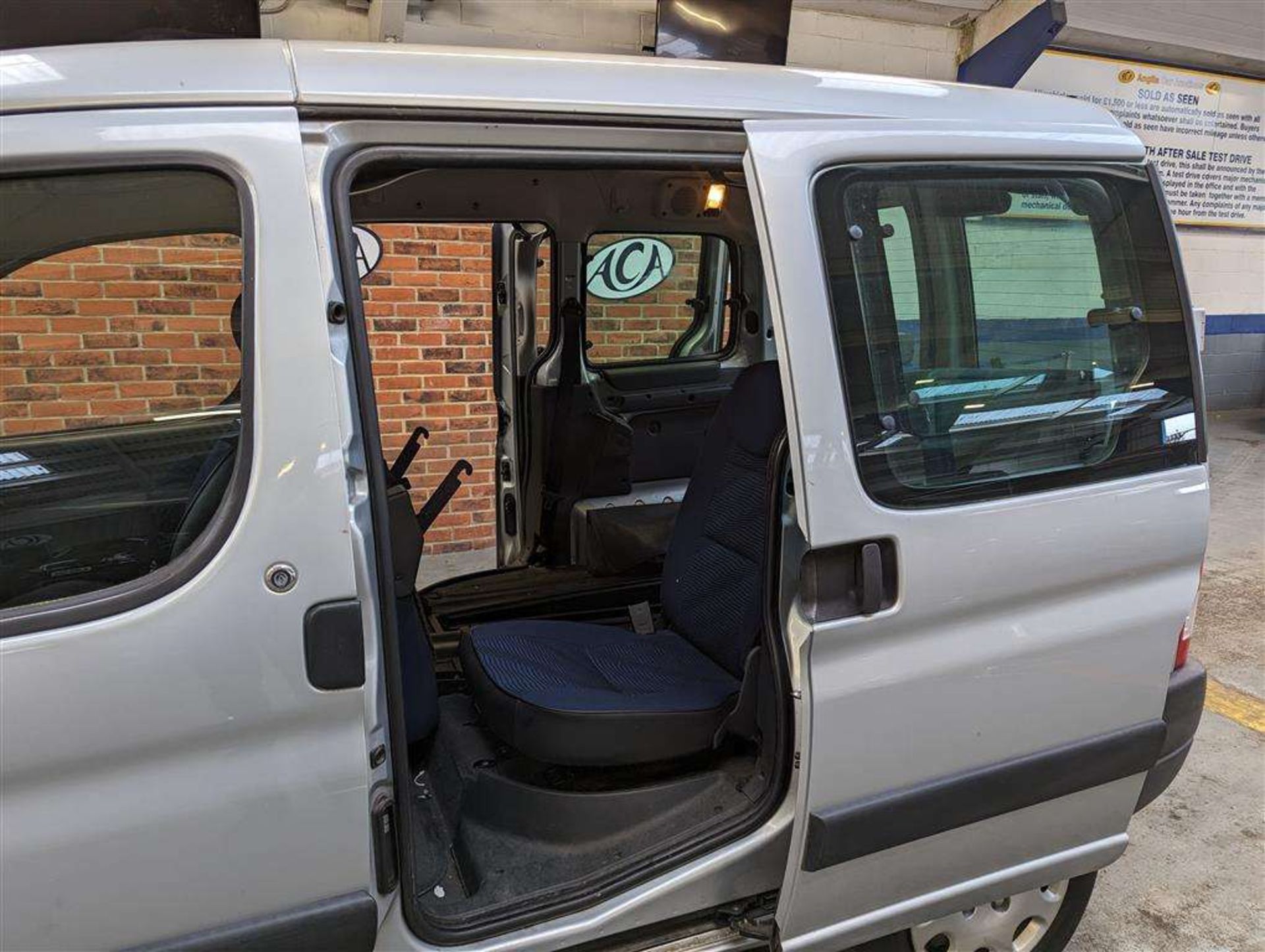 2010 PEUGEOT PARTNER ORIGIN COMBI HDI W.A.V. - Image 18 of 30