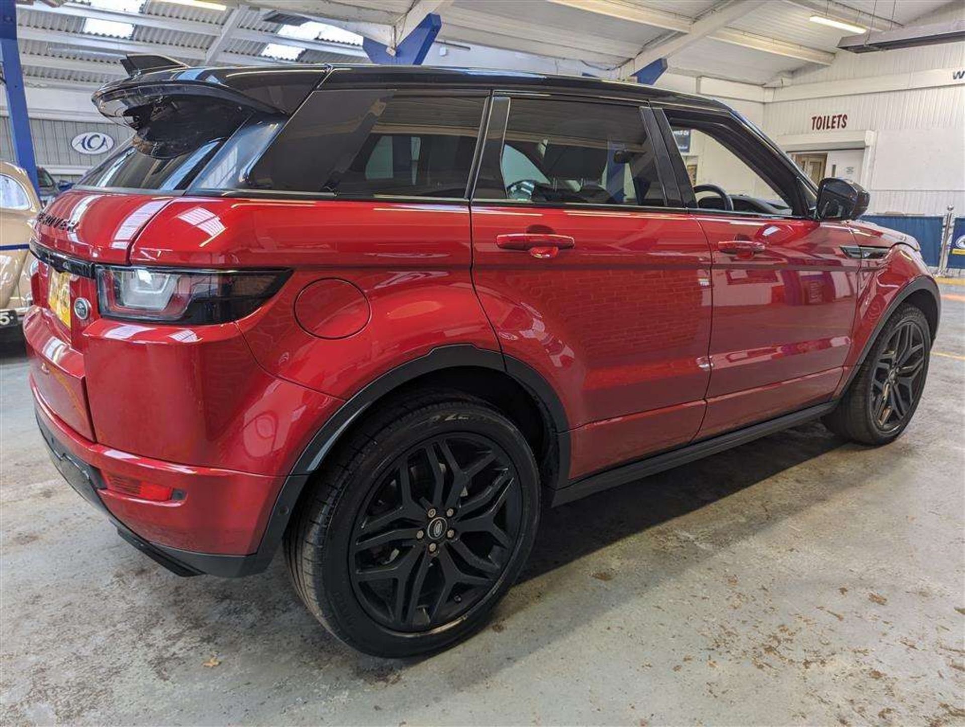 2015 LAND ROVER RANGE ROVER EVOQUE HSE DYN LUX - Image 5 of 30