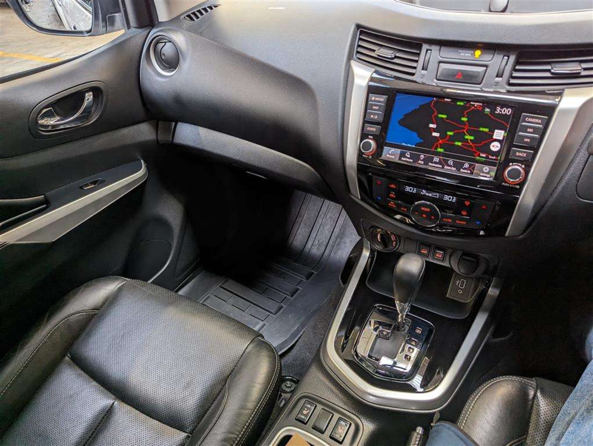 2020 NISSAN NAVARA TEKNA DCI AUTO - Image 26 of 28