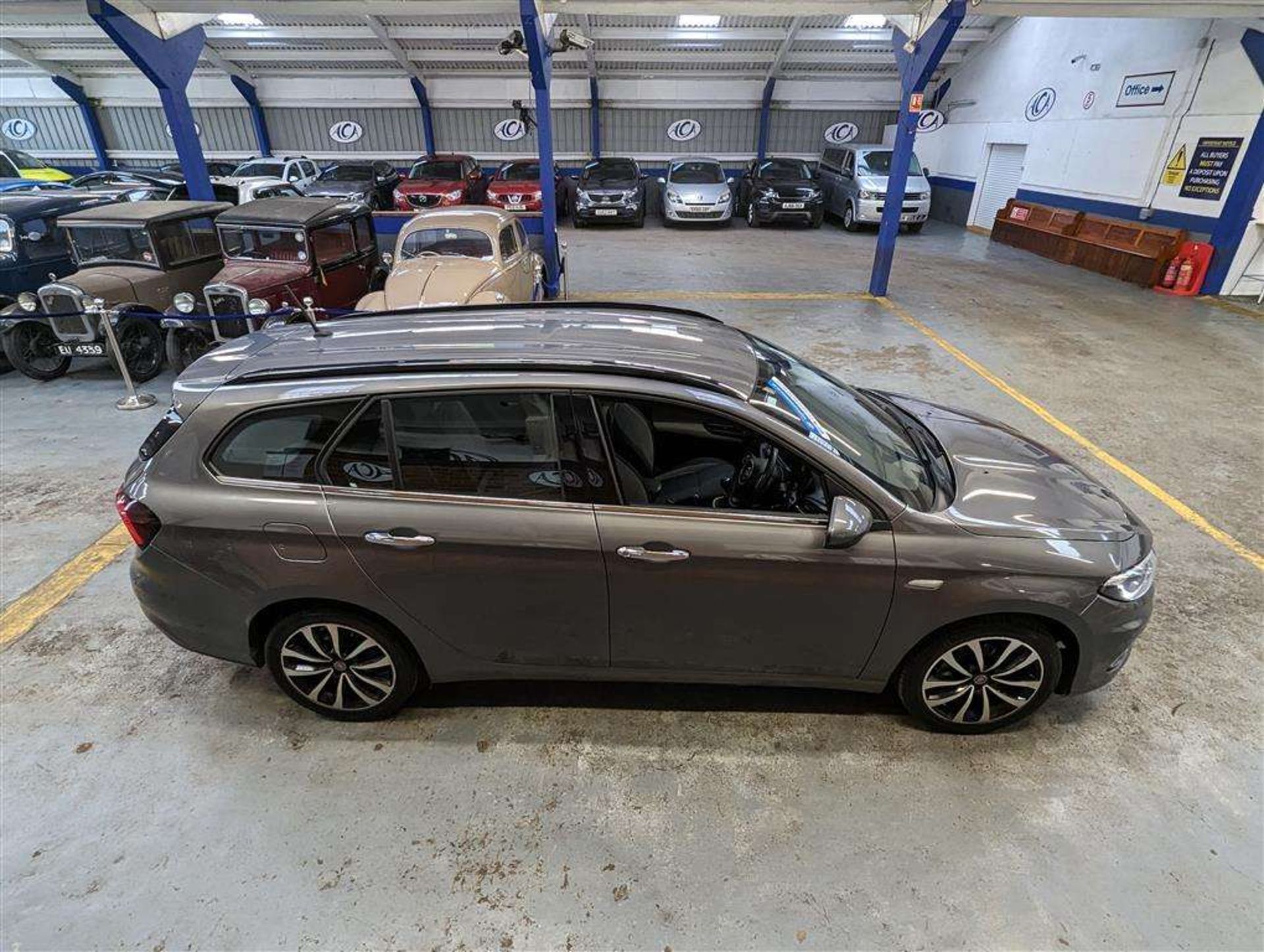 2018 FIAT TIPO LOUNGE MULITJET - Image 20 of 30