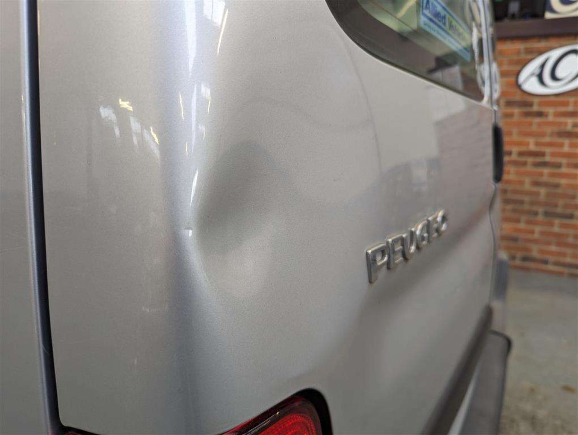 2010 PEUGEOT PARTNER ORIGIN COMBI HDI W.A.V. - Image 23 of 30