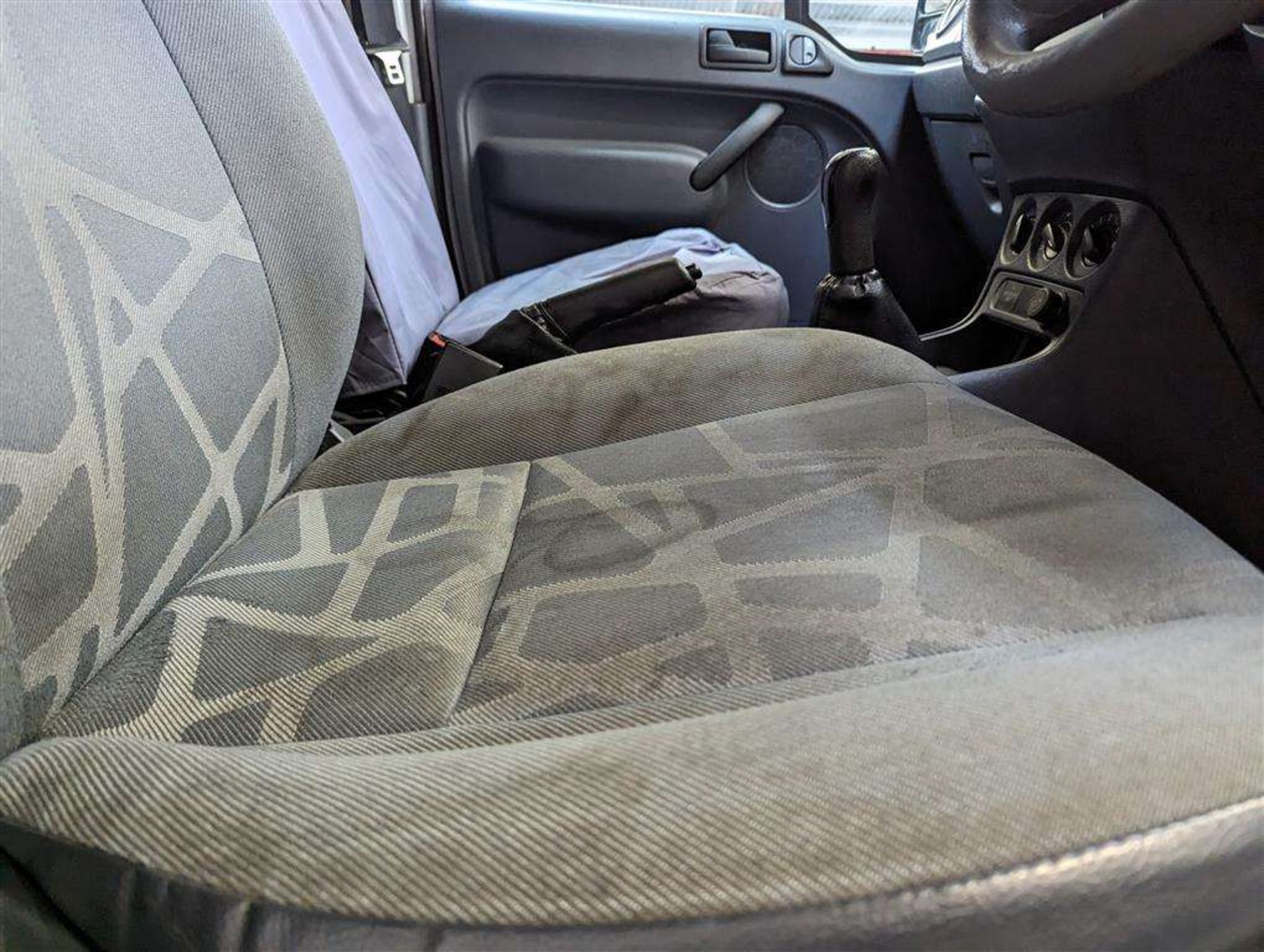 2012 FORD TRANSIT CONNECT 90 T230 - Image 25 of 30