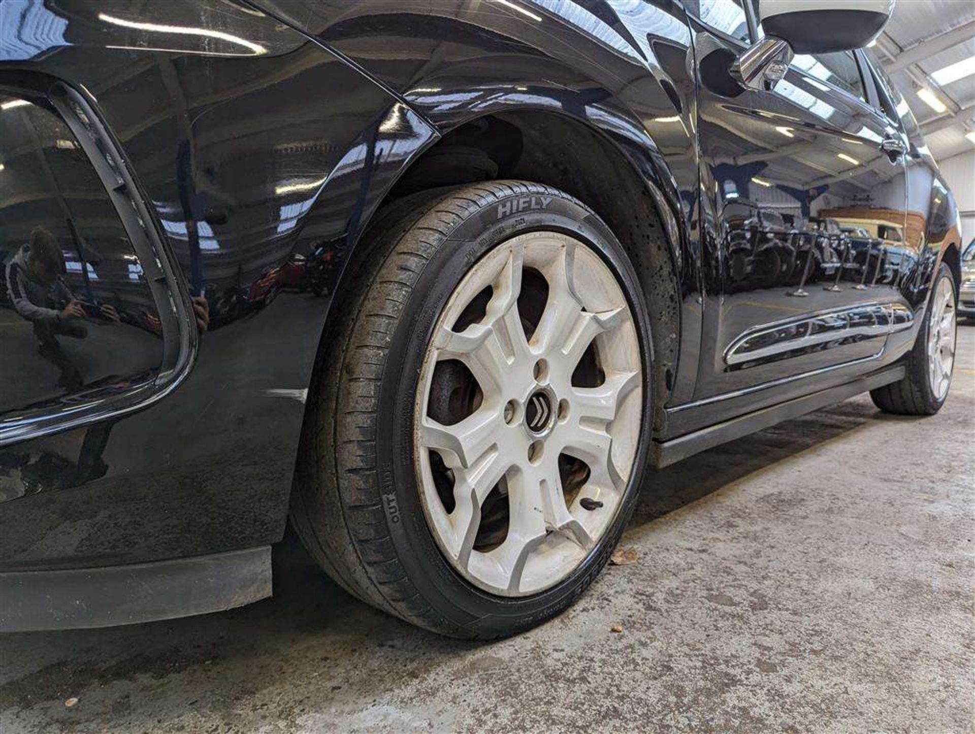 2015 CITROEN DS3 PURETECH DSTYLE ICE S - Image 13 of 26