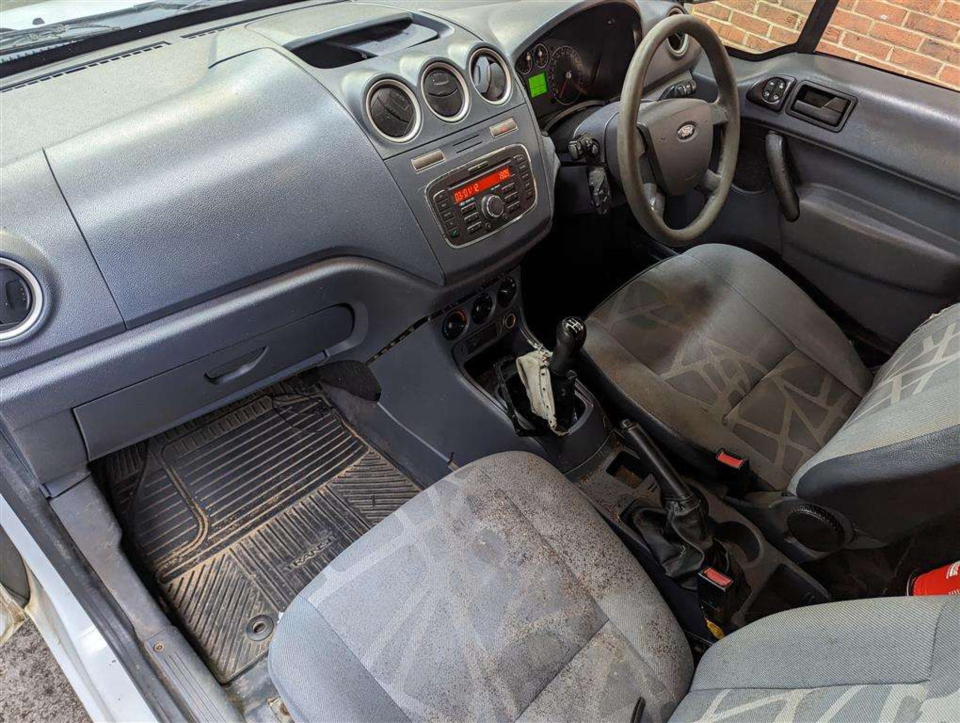 2011 FORD TRAN CONNECT 90 T230 - Image 23 of 28