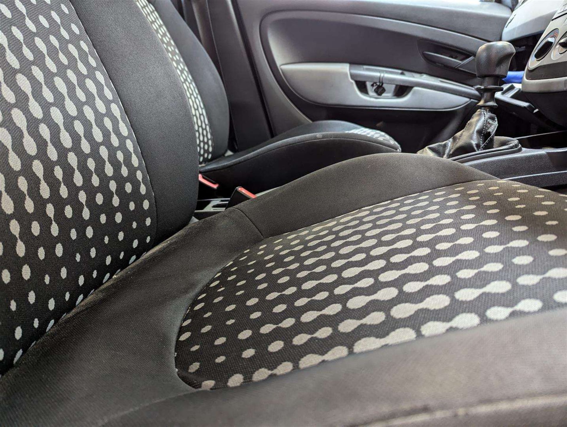 2006 FIAT GRANDE PUNTO ACTIVE 65 - Image 28 of 30