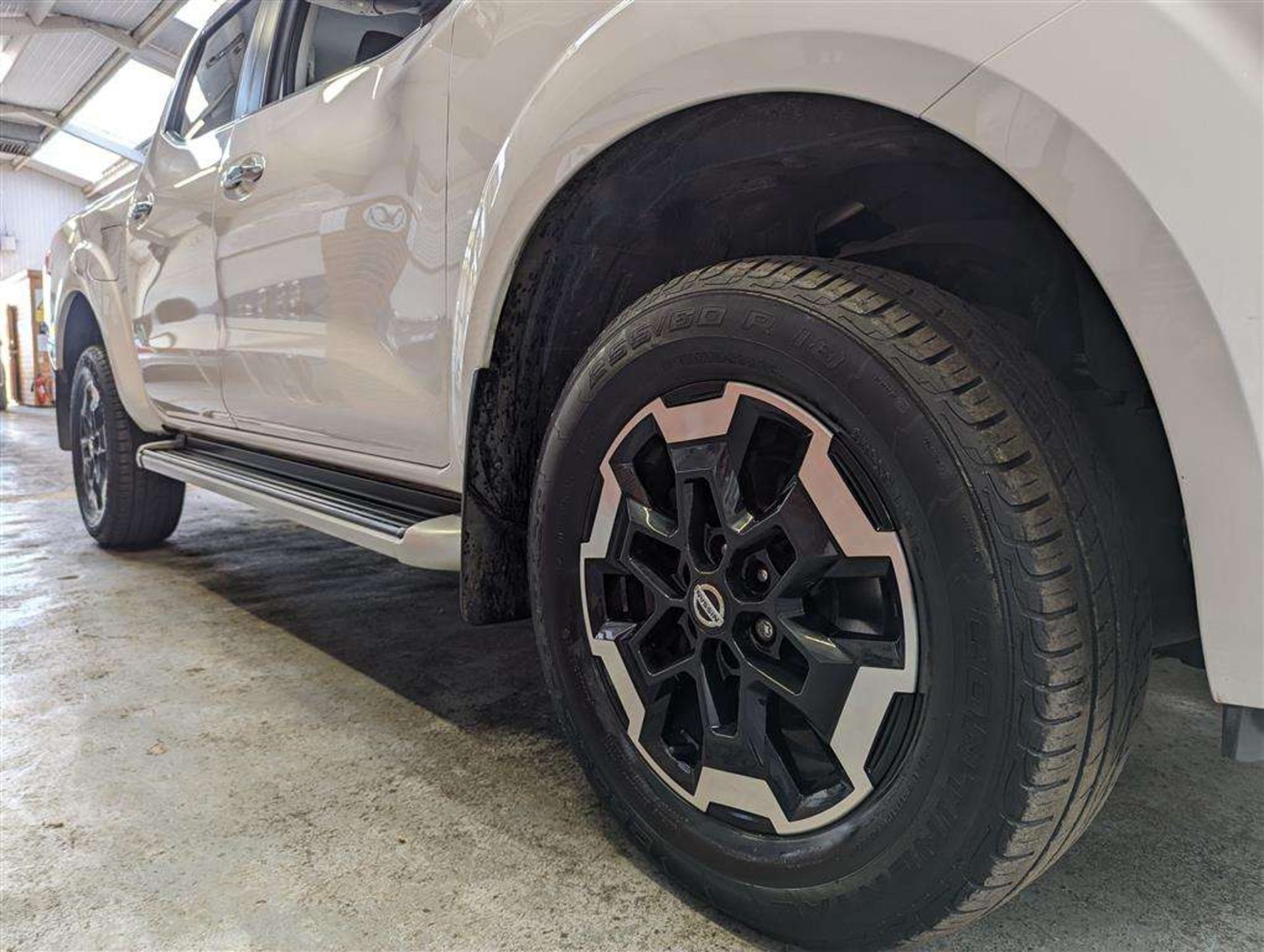 2020 NISSAN NAVARA TEKNA DCI AUTO - Image 20 of 28