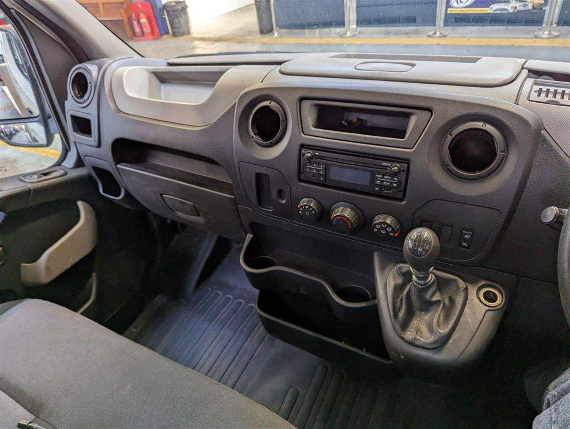 2016 NISSAN NV400 SE DCI - Image 21 of 25