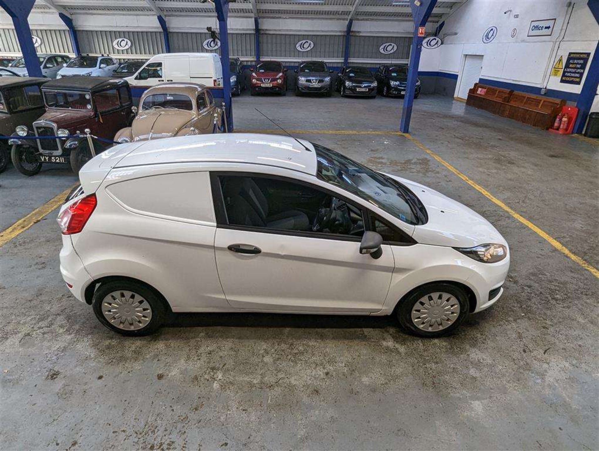 2014 FORD FIESTA ECONETIC TECH TDCI - Image 24 of 28