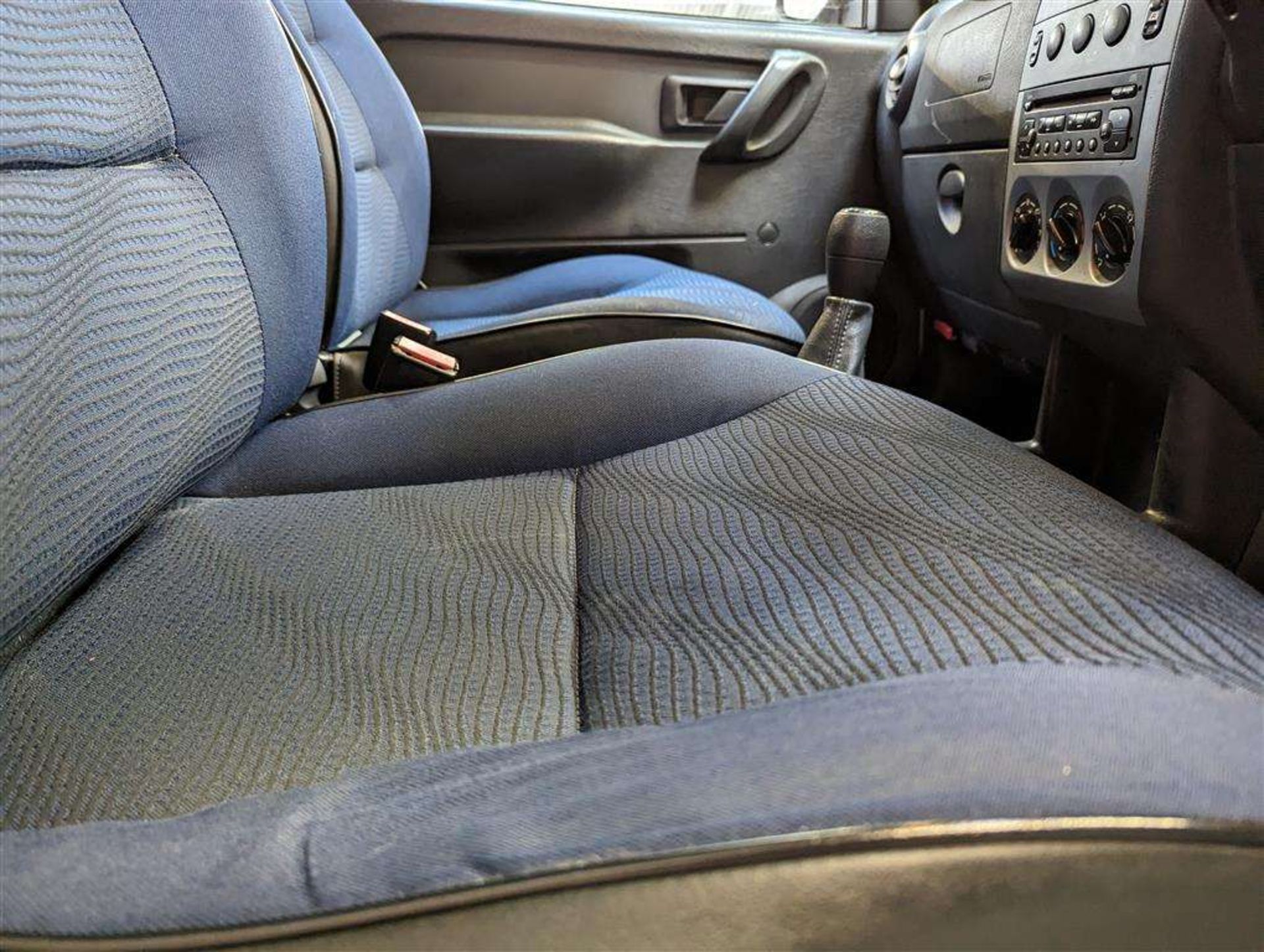 2010 PEUGEOT PARTNER ORIGIN COMBI HDI W.A.V. - Image 27 of 30