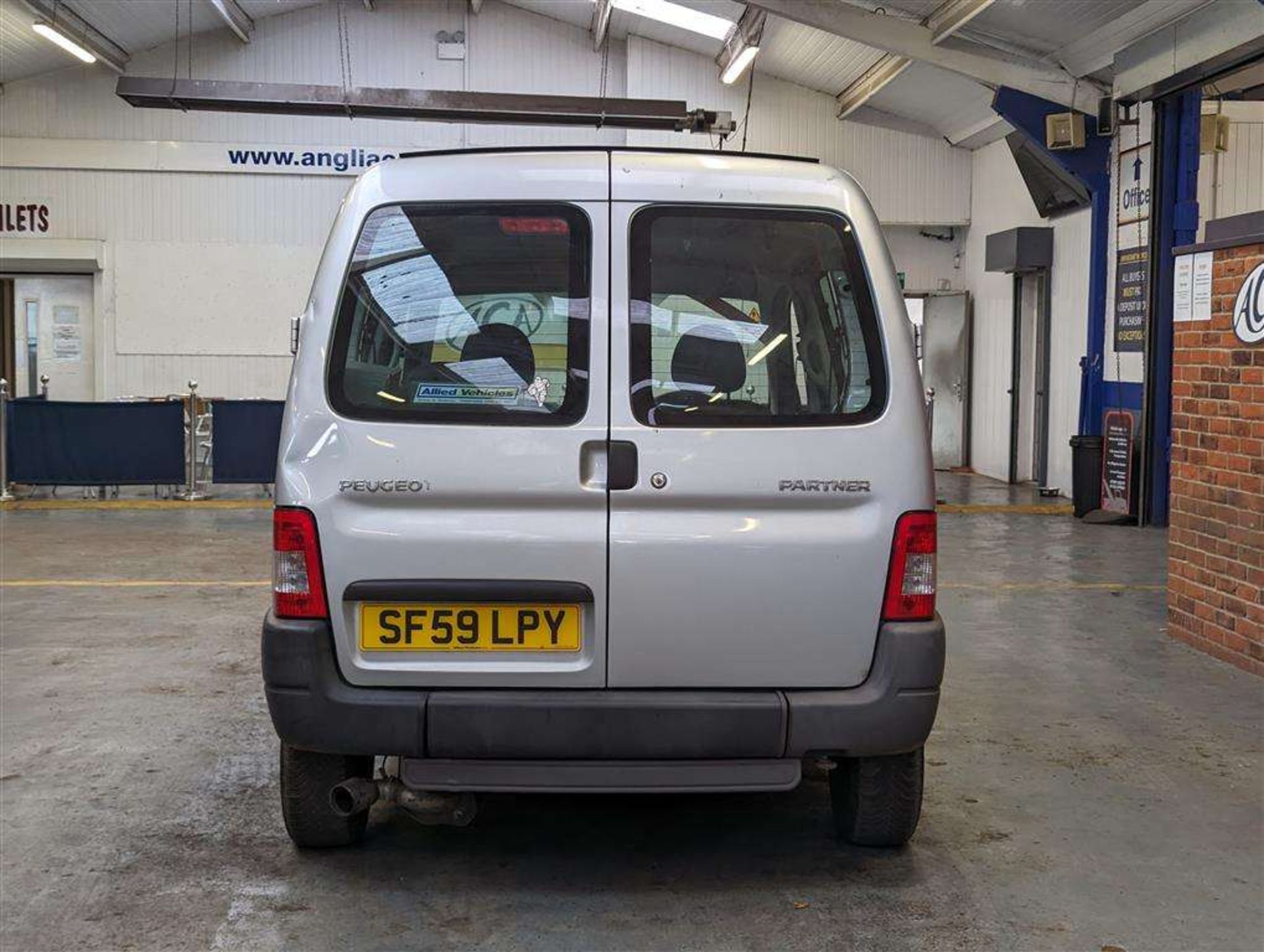 2010 PEUGEOT PARTNER ORIGIN COMBI HDI W.A.V. - Image 5 of 30