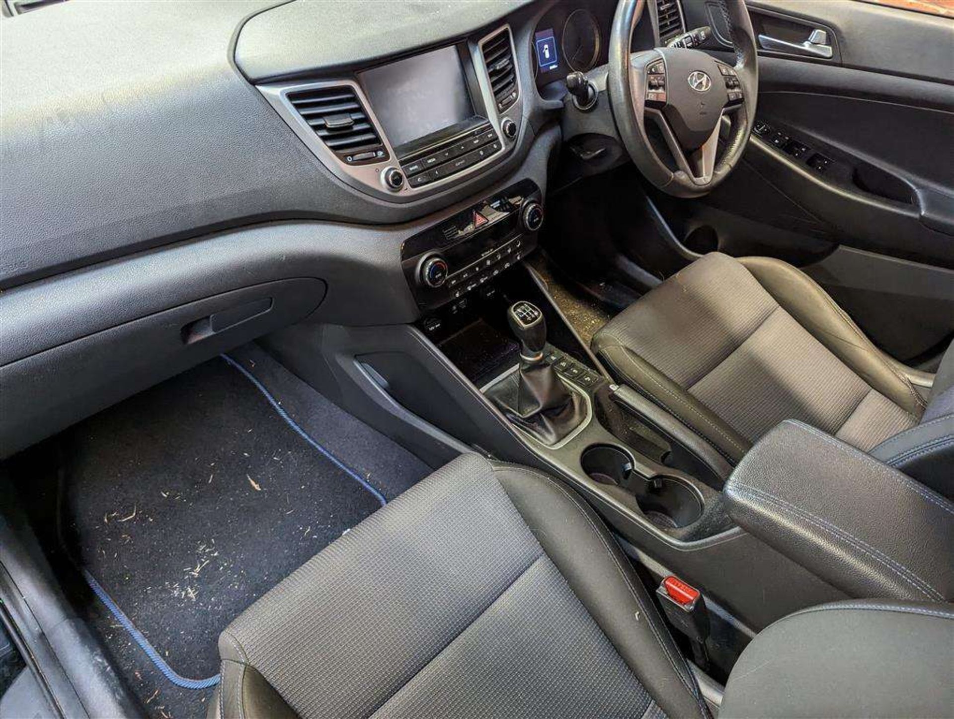 2016 HYUNDAI TUCSON SE NAV B-DRIVE 2WD - Image 21 of 30