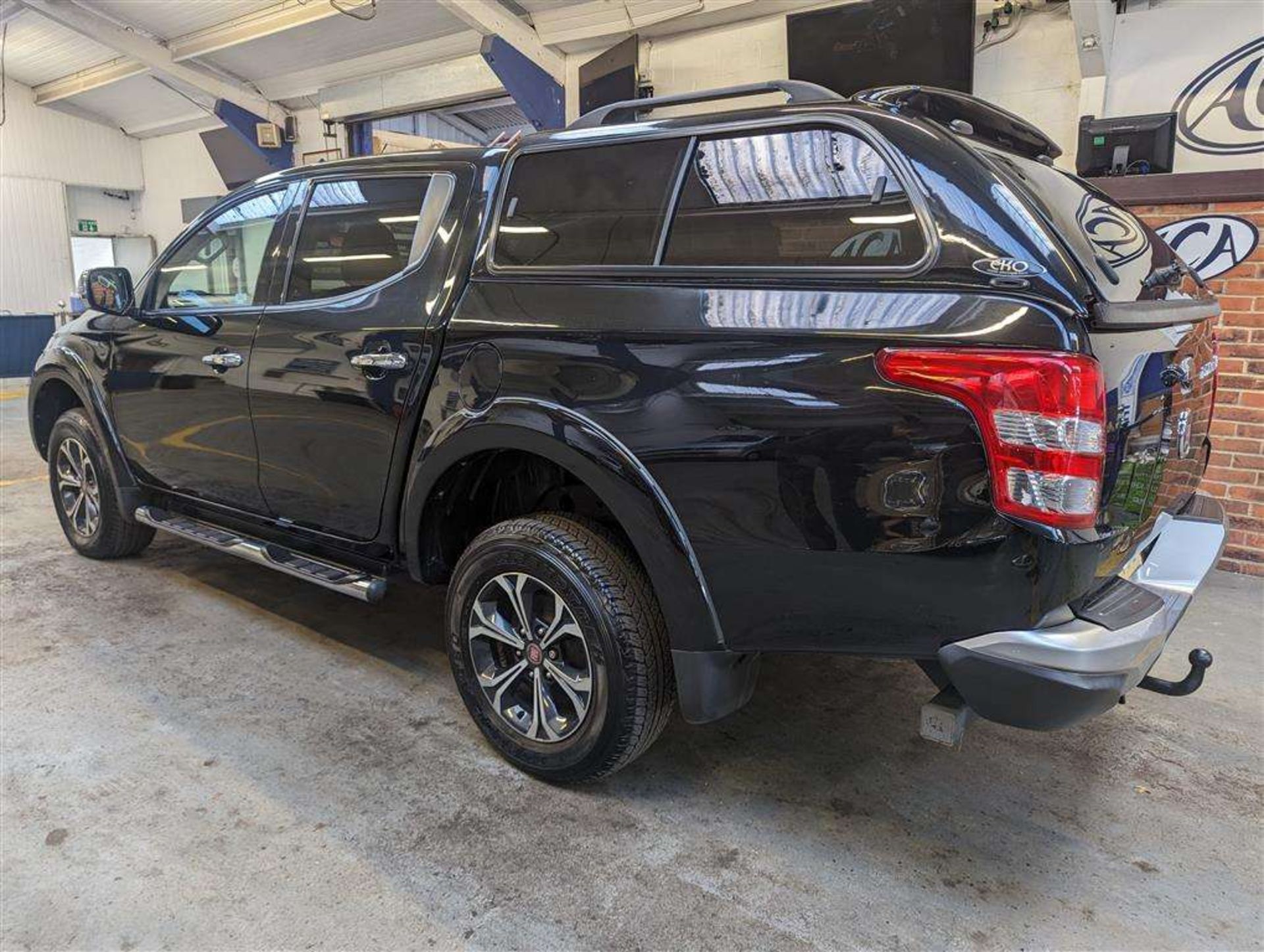 2017 FIAT FULLBACK LX 4X4 AUTO - Image 6 of 27