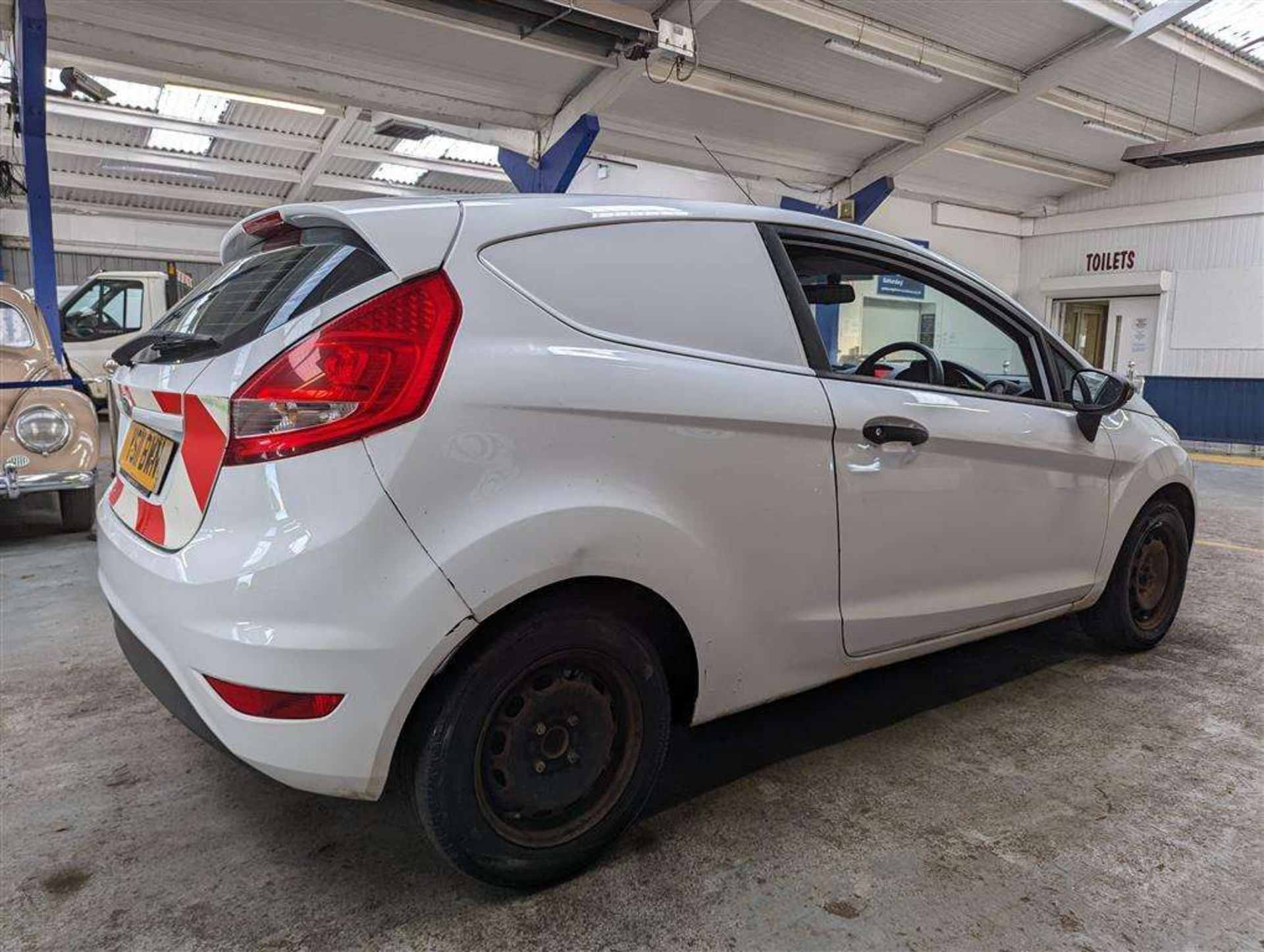 2011 FORD FIESTA ECONETIC TDCI DPF - Image 9 of 27