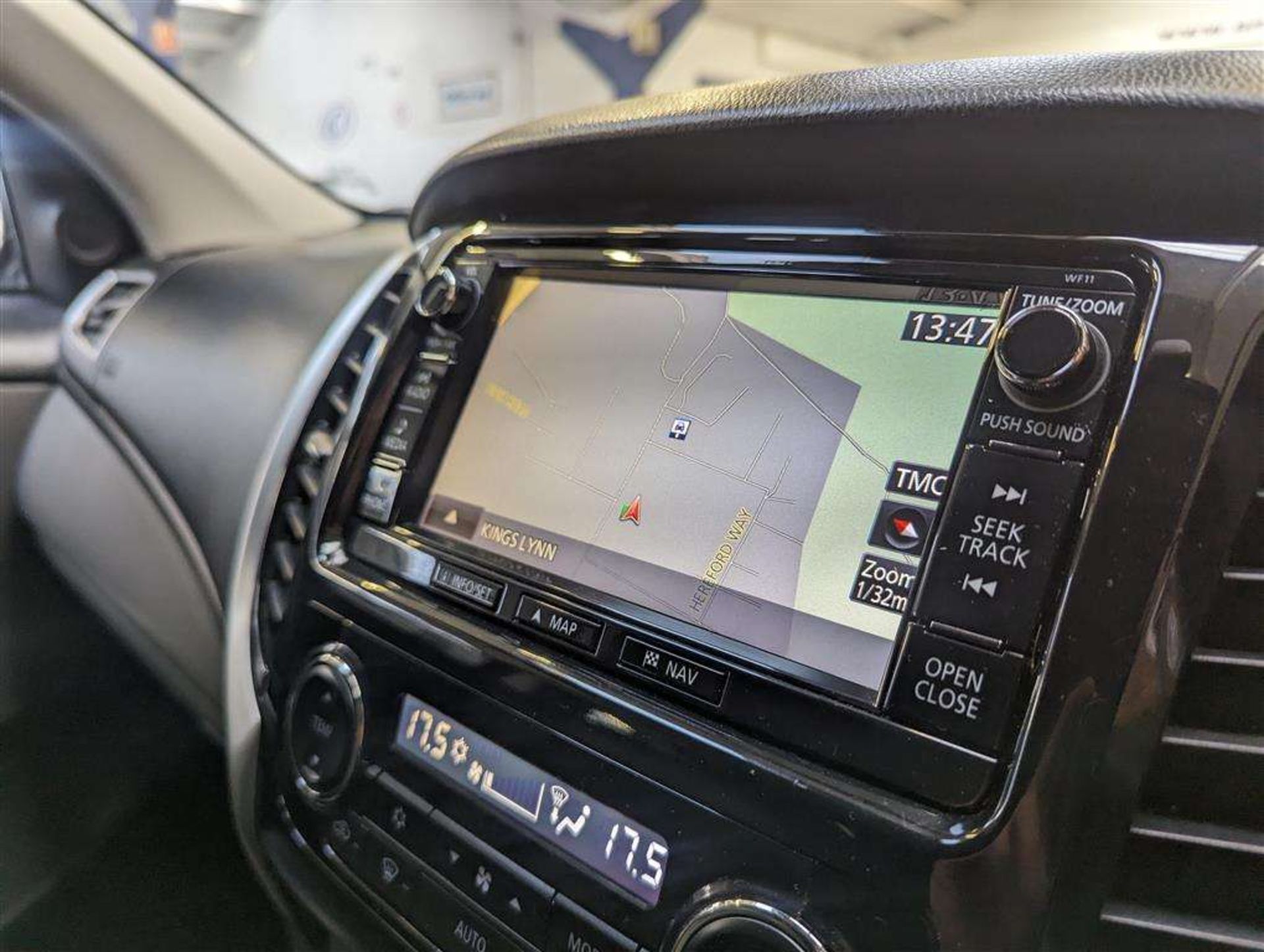 2017 FIAT FULLBACK LX 4X4 AUTO - Image 24 of 27