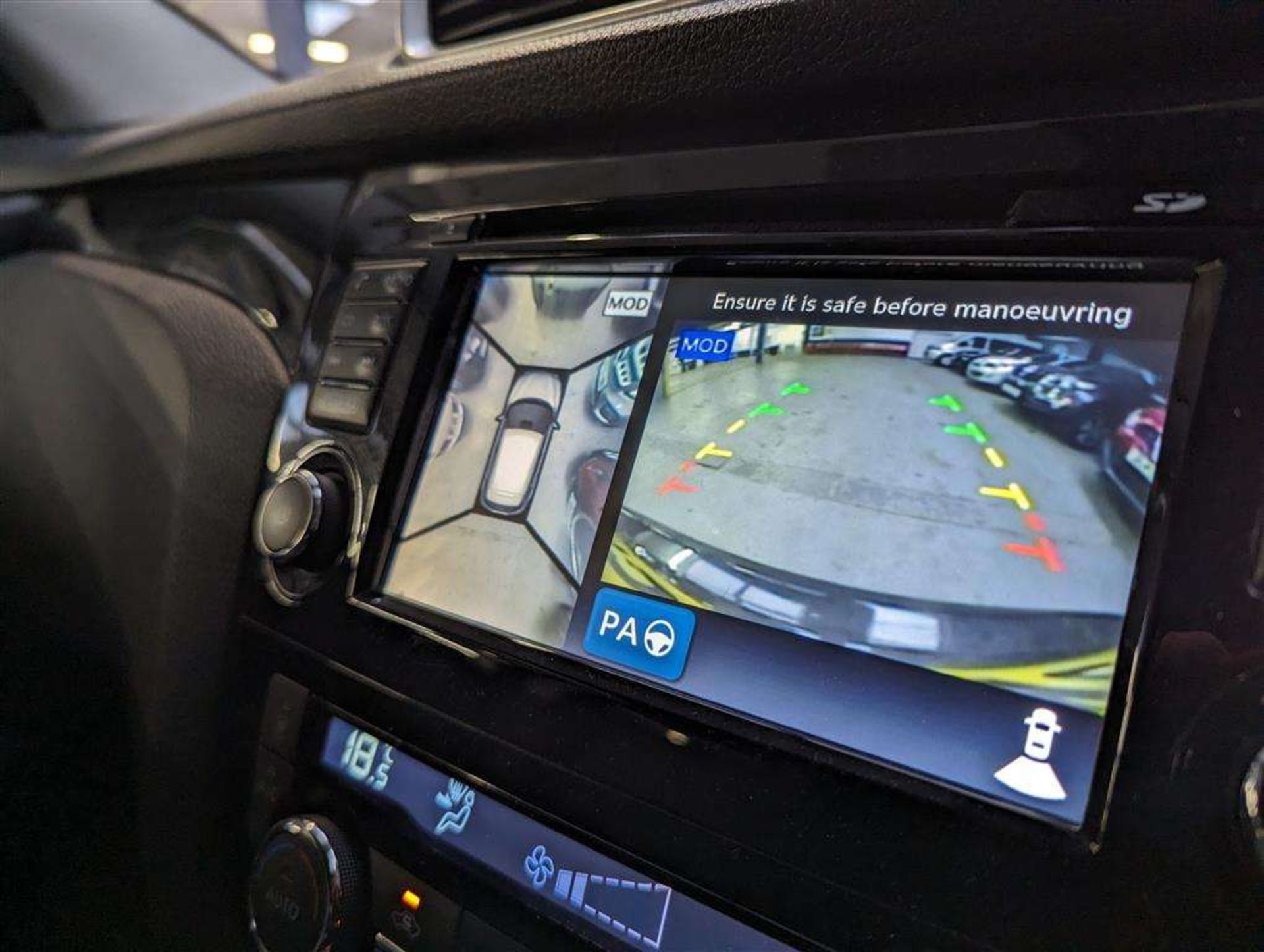 2015 NISSAN QASHQAI TEKNA DCI - Image 4 of 30