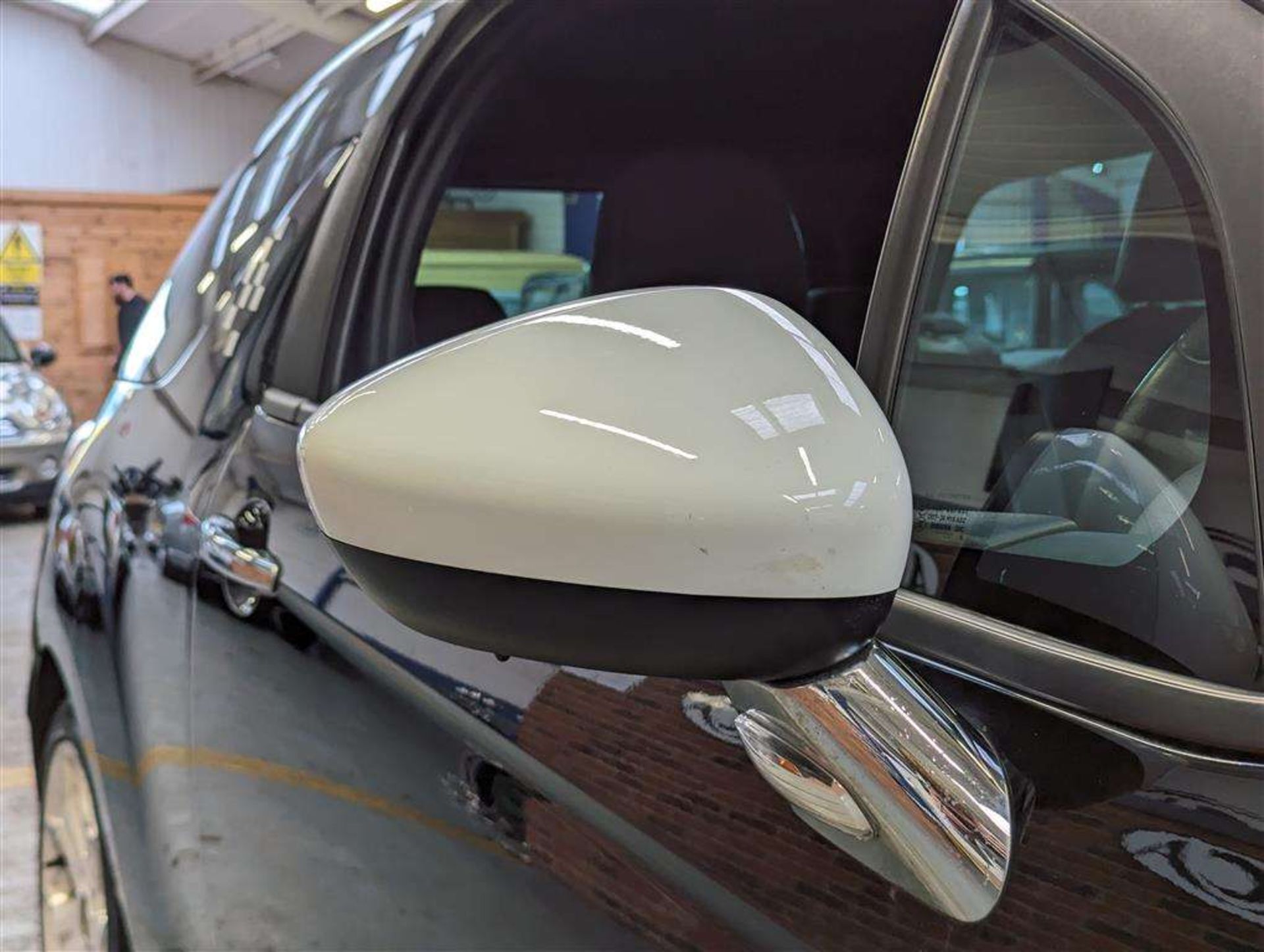 2015 CITROEN DS3 PURETECH DSTYLE ICE S - Image 16 of 26