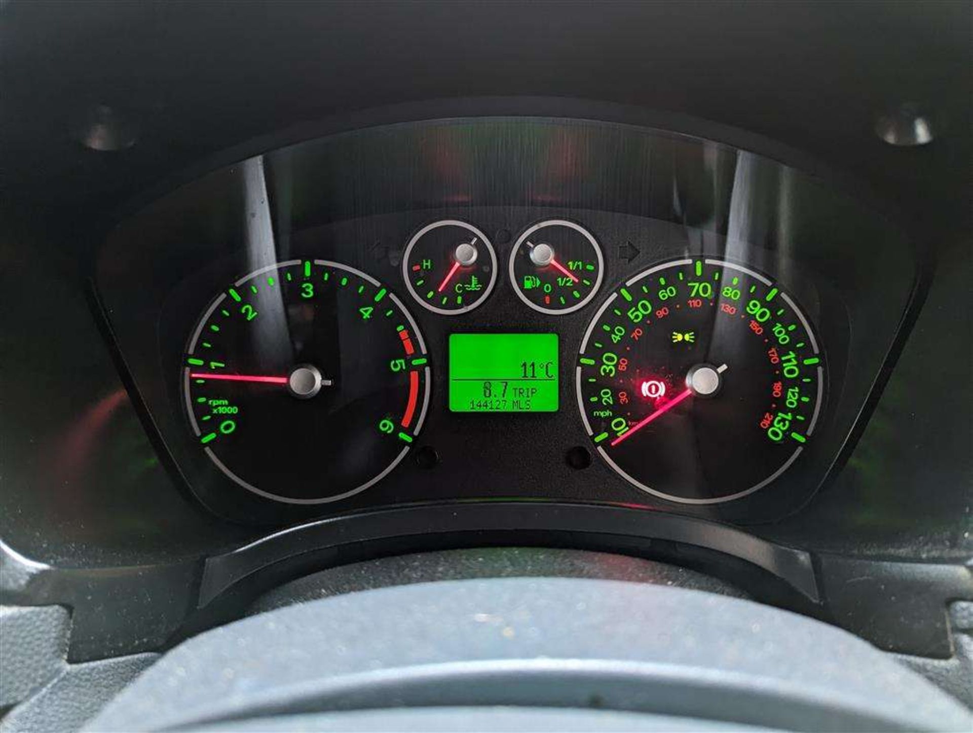 2011 FORD TRAN CONNECT 90 T230 - Image 27 of 28