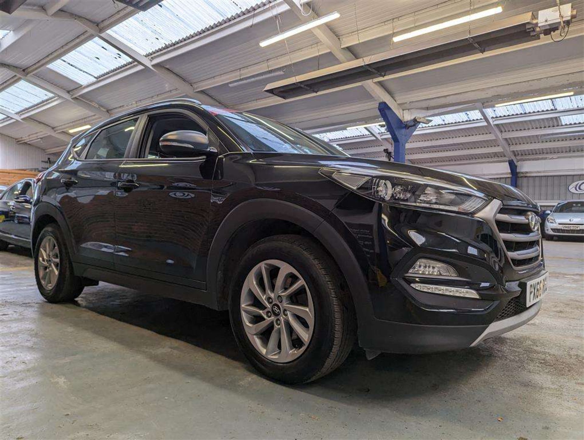 2016 HYUNDAI TUCSON SE NAV B-DRIVE 2WD - Image 13 of 30