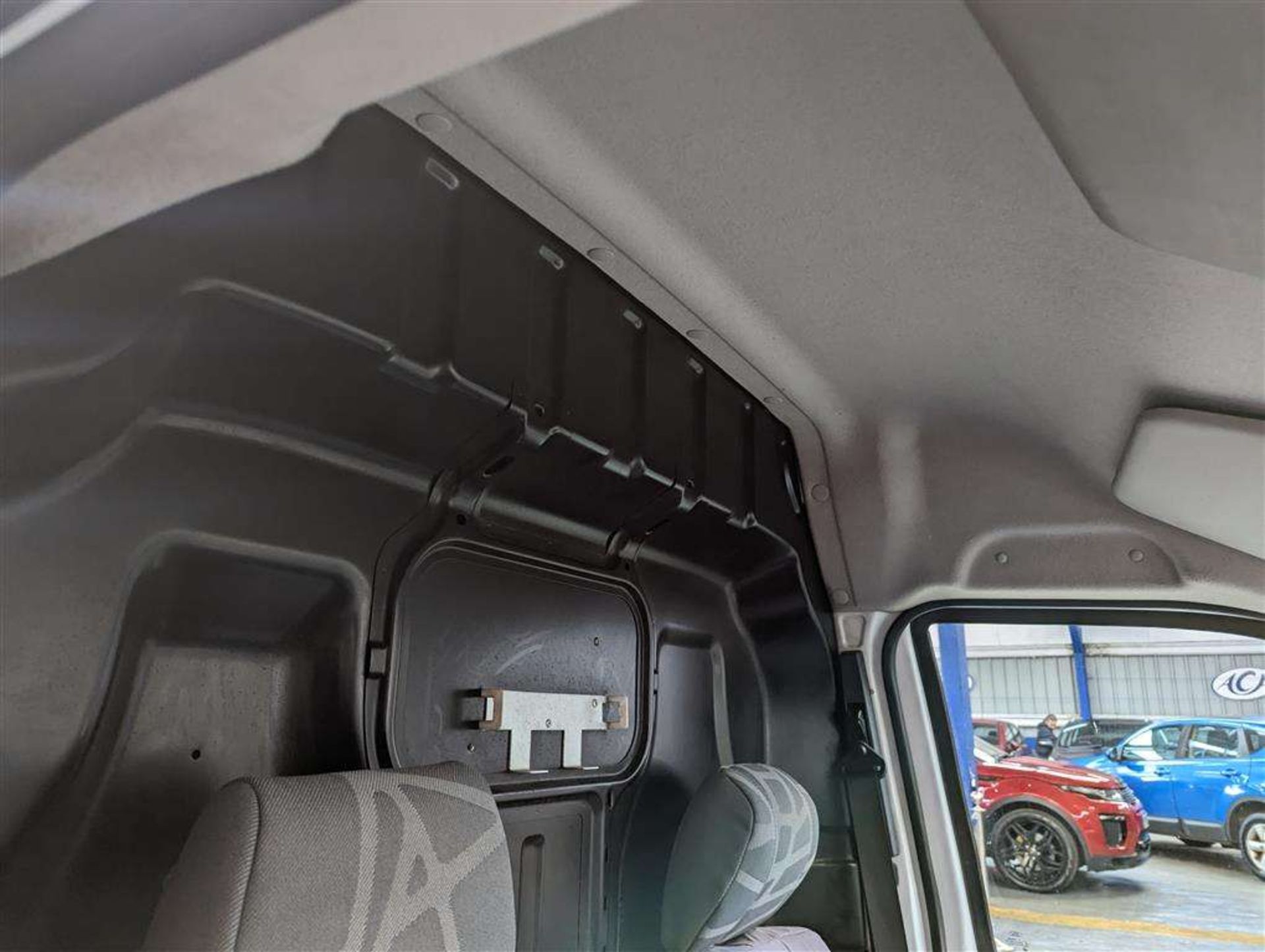 2012 FORD TRANSIT CONNECT 90 T230 - Image 26 of 30