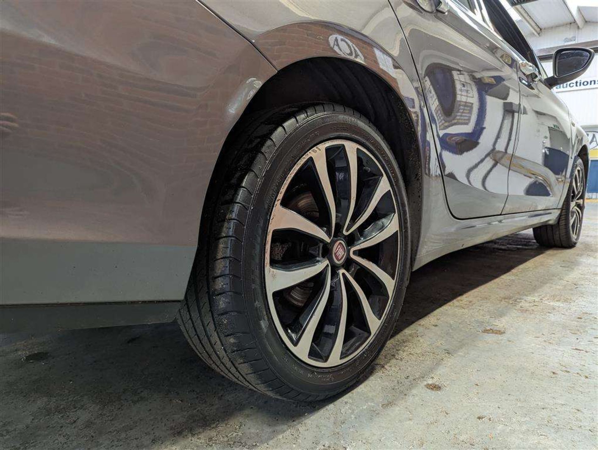 2018 FIAT TIPO LOUNGE MULITJET - Image 18 of 30