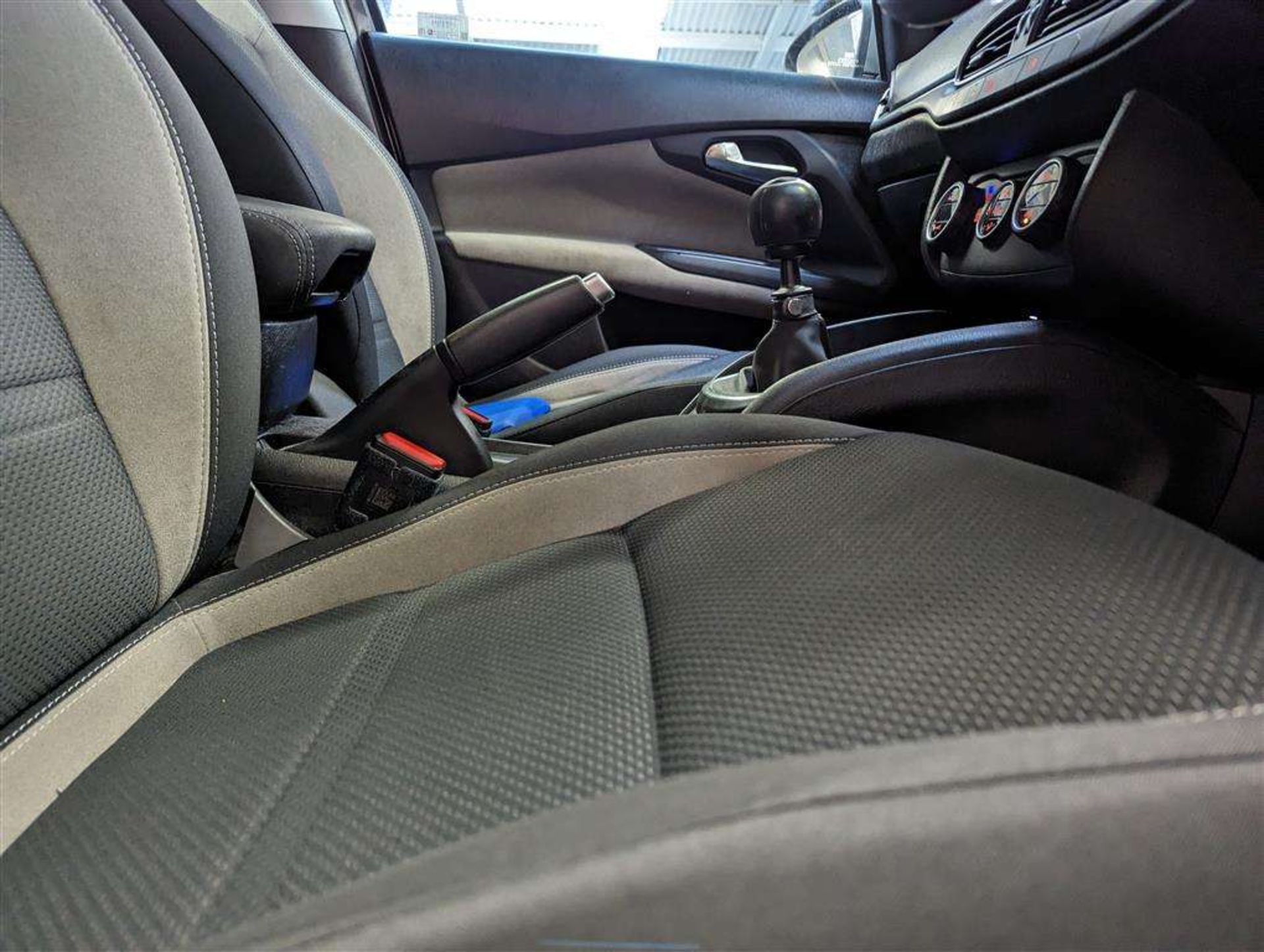 2018 FIAT TIPO LOUNGE MULITJET - Image 26 of 30