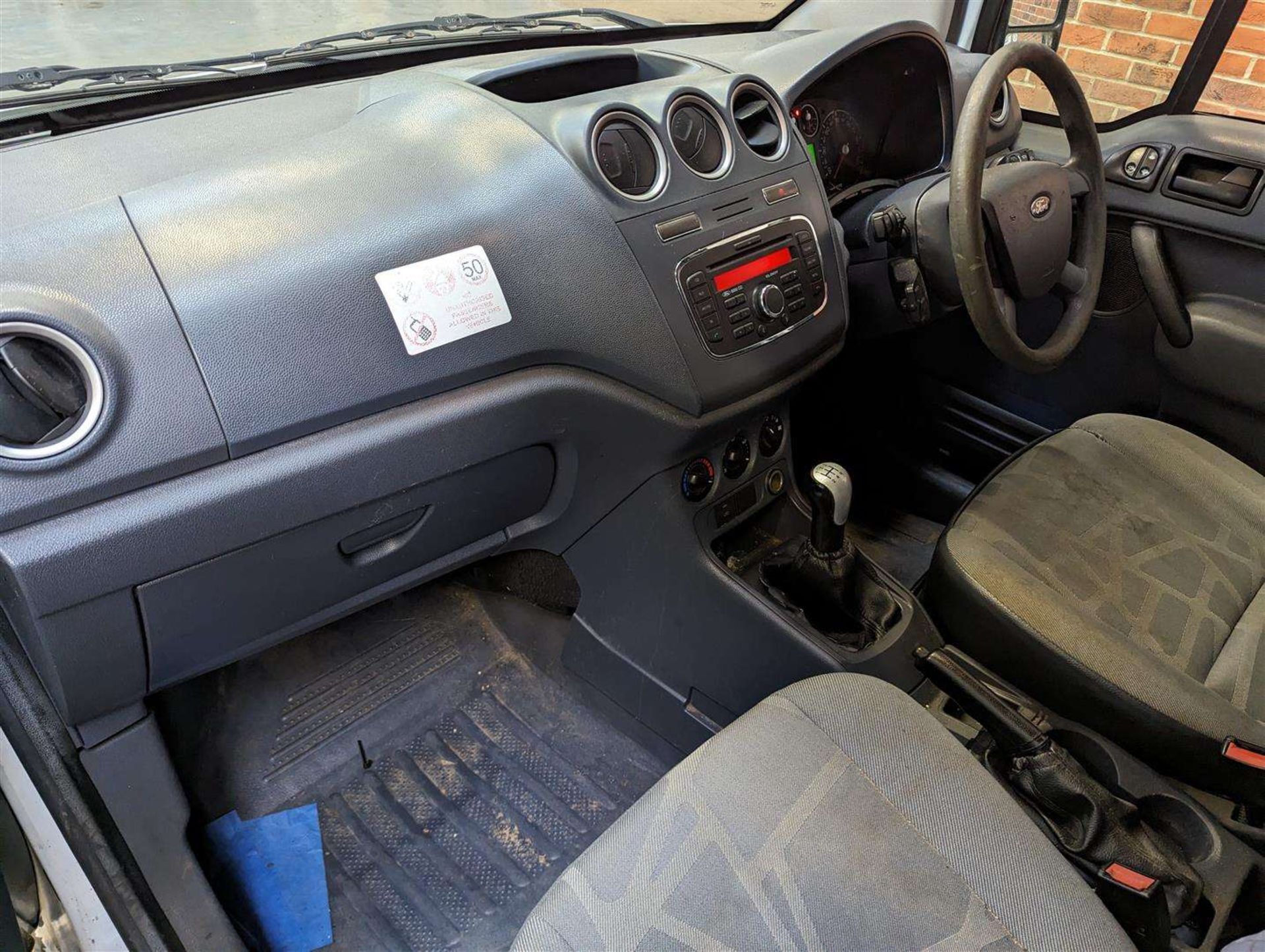 2011 FORD TRAN CONNECT 90 T230 - Image 16 of 28