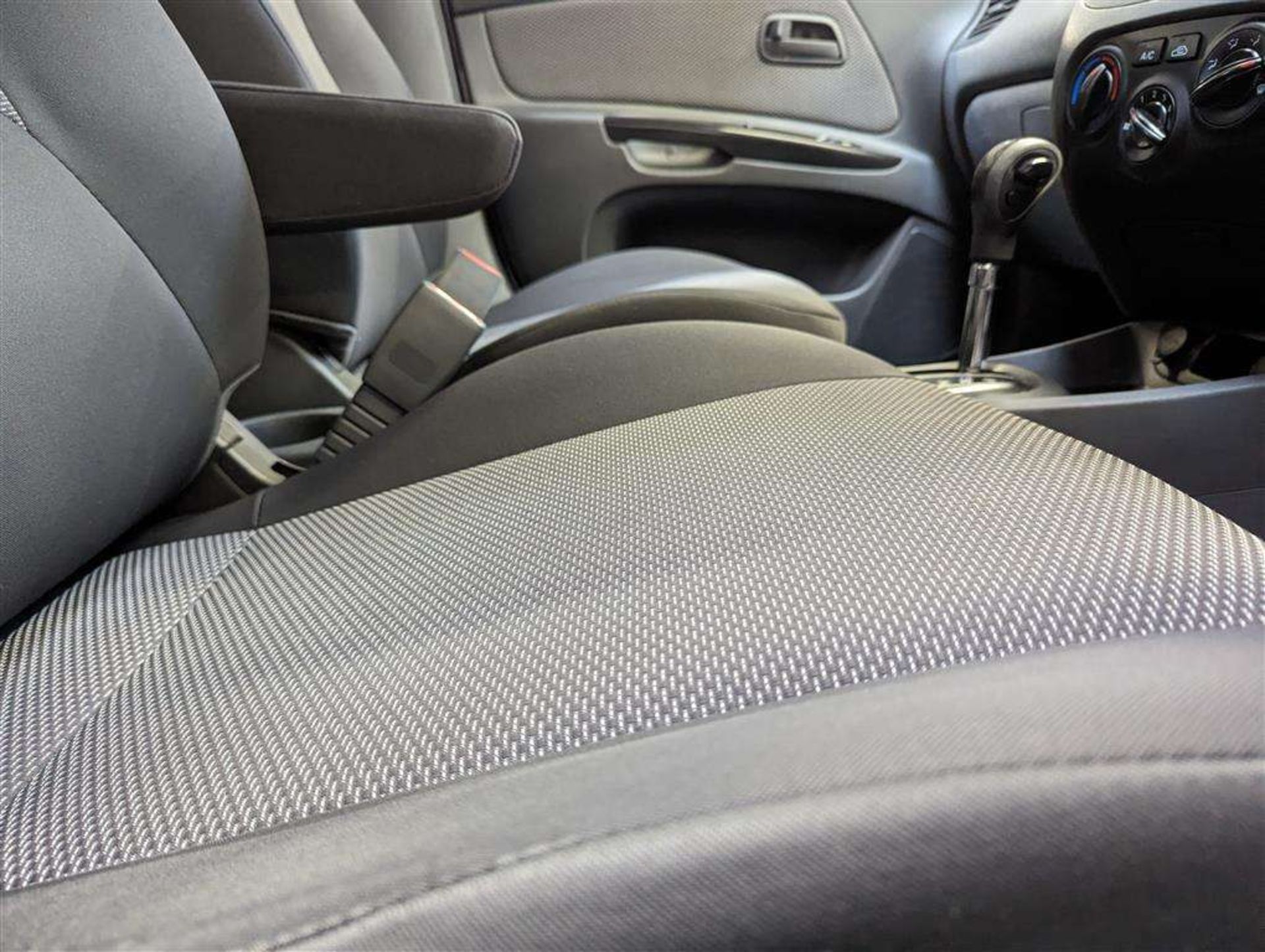 2010 KIA RIO STRIKE AUTO - Image 26 of 30