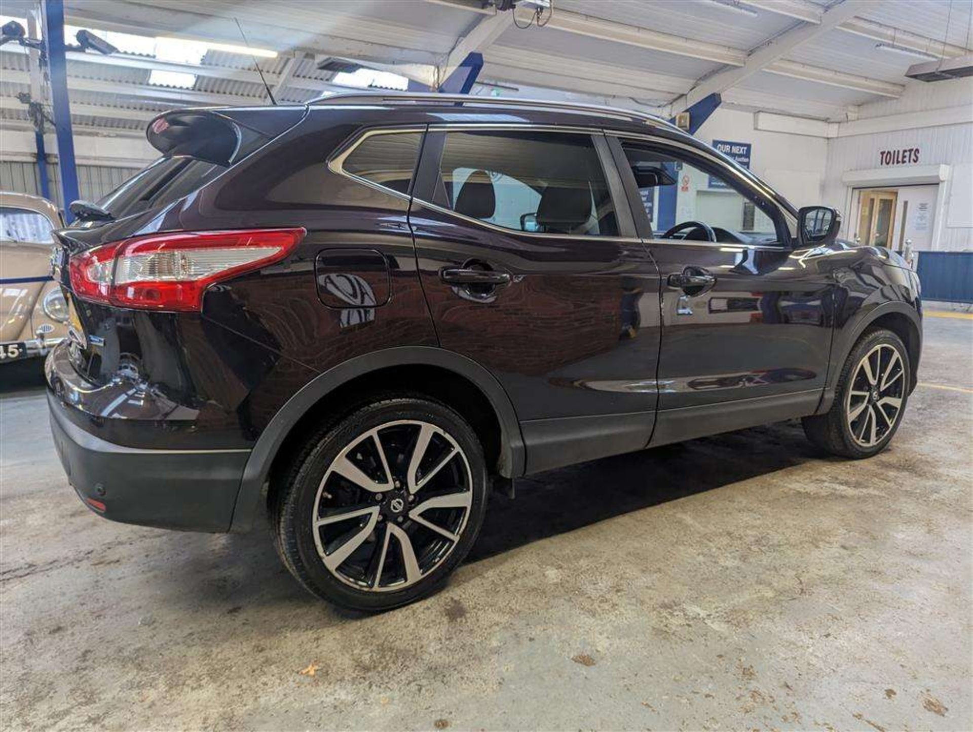 2015 NISSAN QASHQAI TEKNA DCI - Image 10 of 30