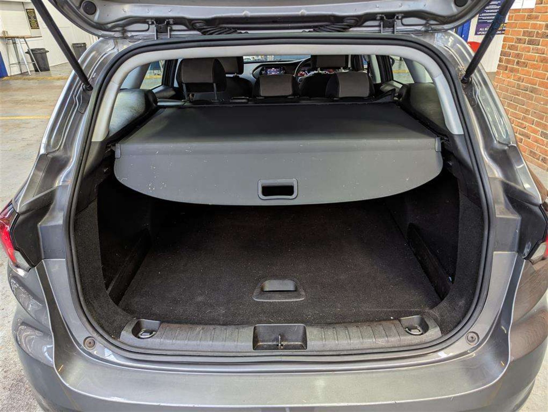 2018 FIAT TIPO LOUNGE MULITJET - Image 7 of 30