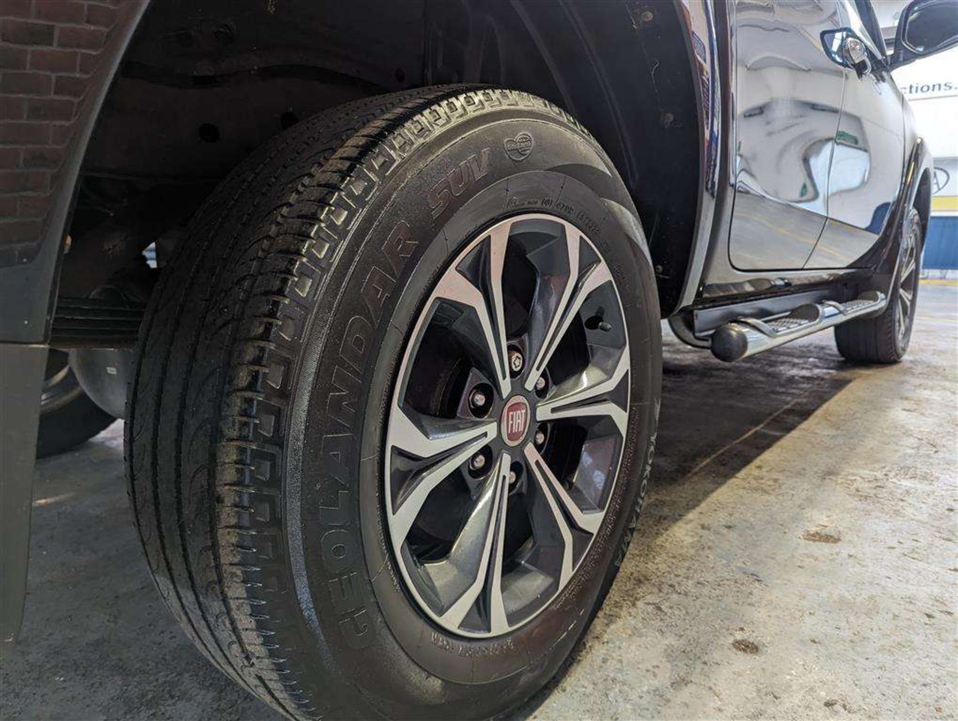 2017 FIAT FULLBACK LX 4X4 AUTO - Image 5 of 27