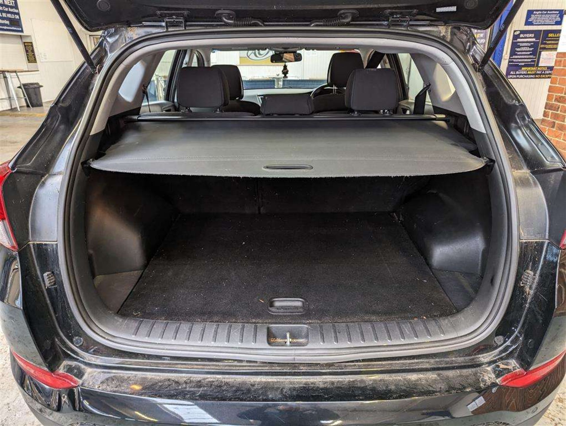 2016 HYUNDAI TUCSON SE NAV B-DRIVE 2WD - Image 7 of 30