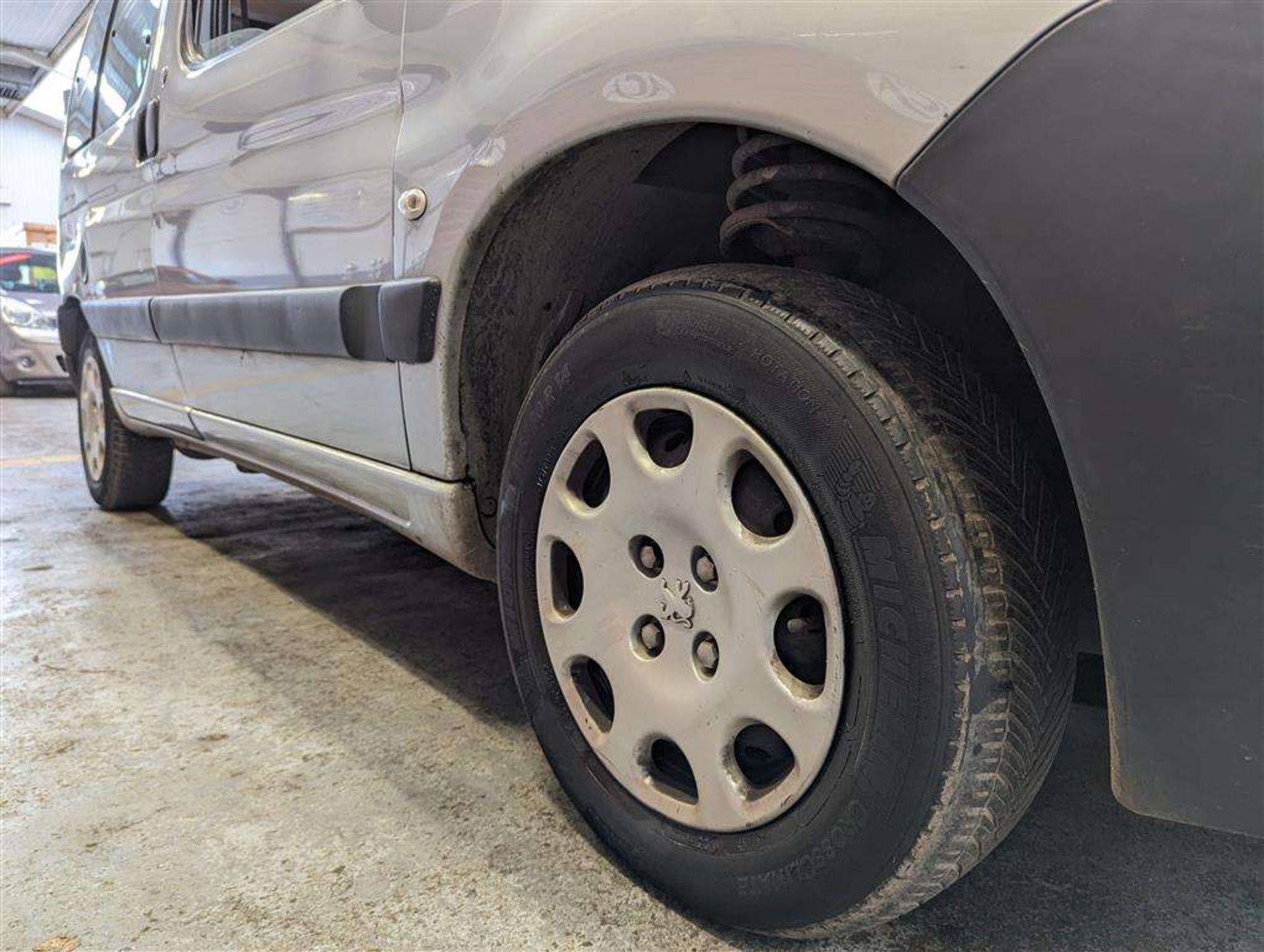 2010 PEUGEOT PARTNER ORIGIN COMBI HDI W.A.V. - Image 6 of 30