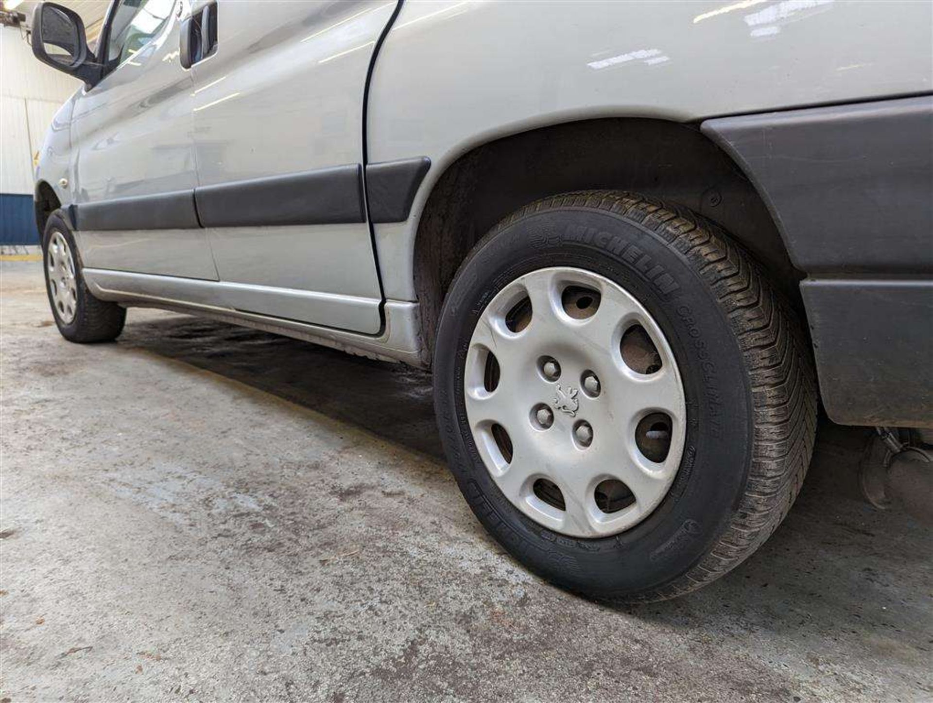 2010 PEUGEOT PARTNER ORIGIN COMBI HDI W.A.V. - Image 10 of 30