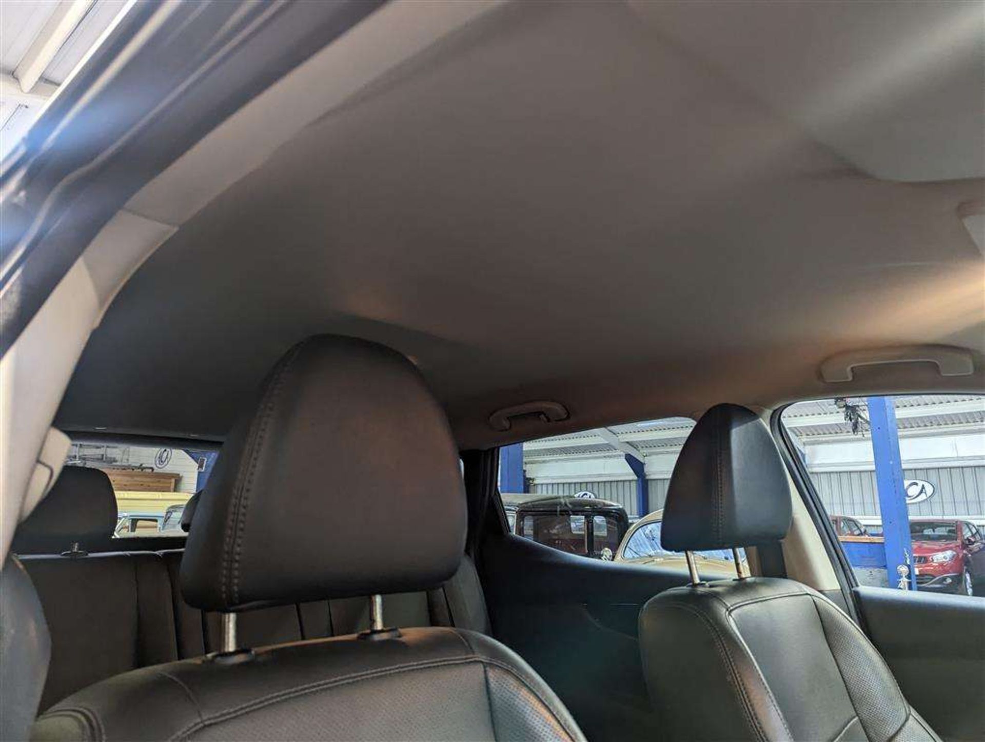 2015 NISSAN QASHQAI TEKNA DCI - Image 25 of 30