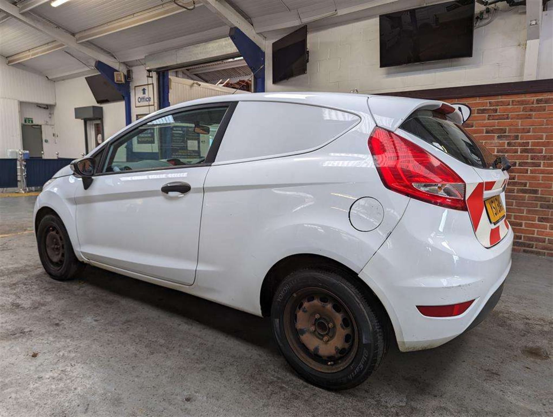 2011 FORD FIESTA ECONETIC TDCI DPF - Image 10 of 27