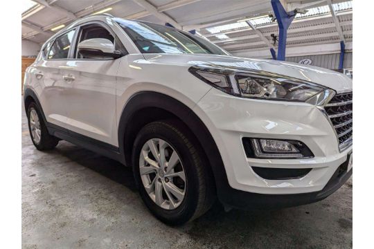 2019 HYUNDAI TUCSON SE NAV GDI 2WD - Image 21 of 30