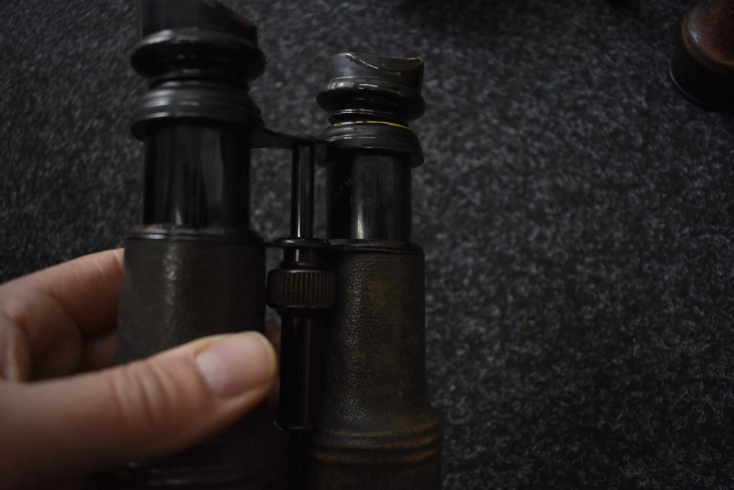 A CASED PAIR OF BRITISH MKV FIRST WORLD WAR BINOCULARS, - Image 4 of 11