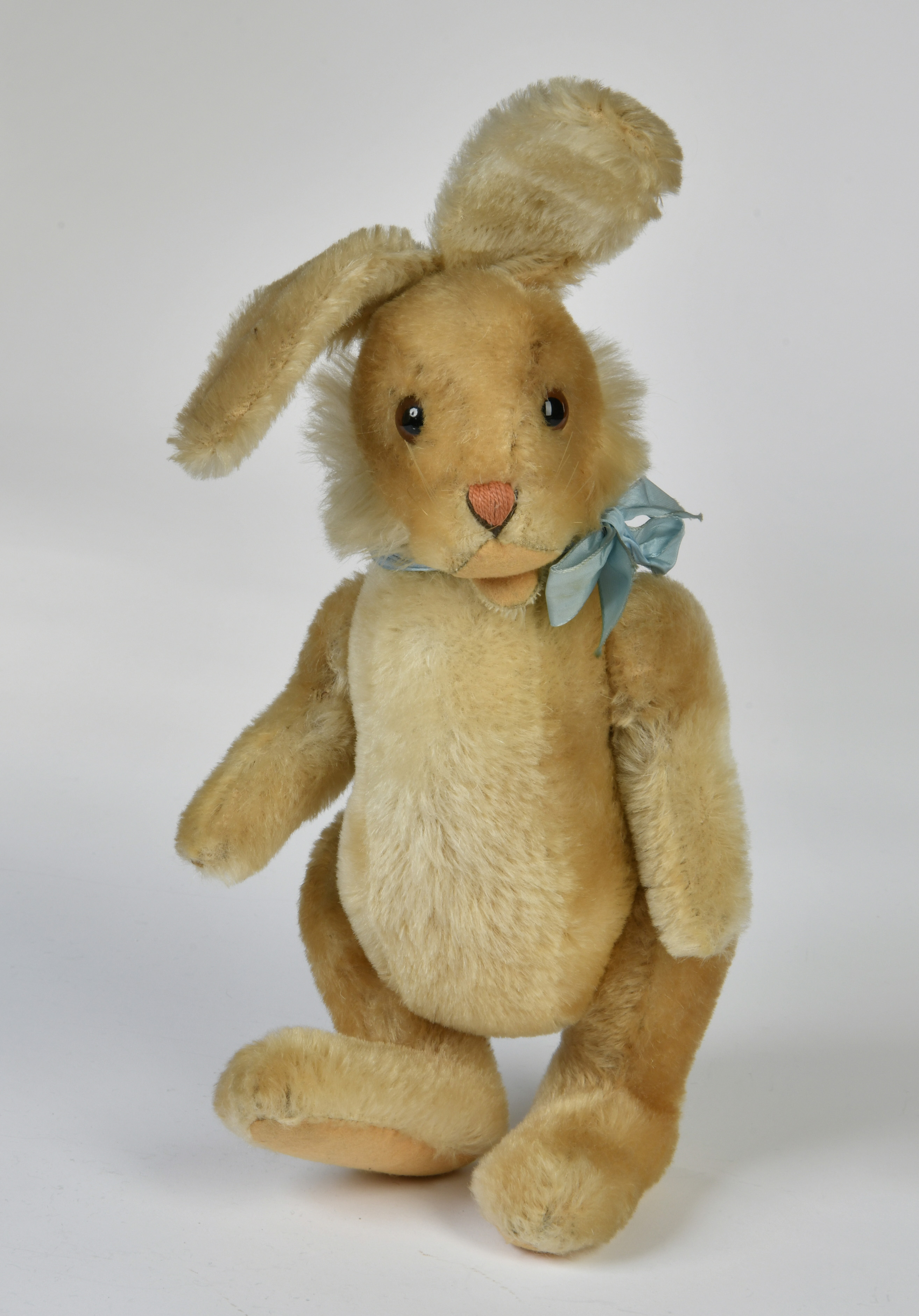 Steiff, rabbit Niki, 43 cm, 1950s/1960s, with buttom, very good condition