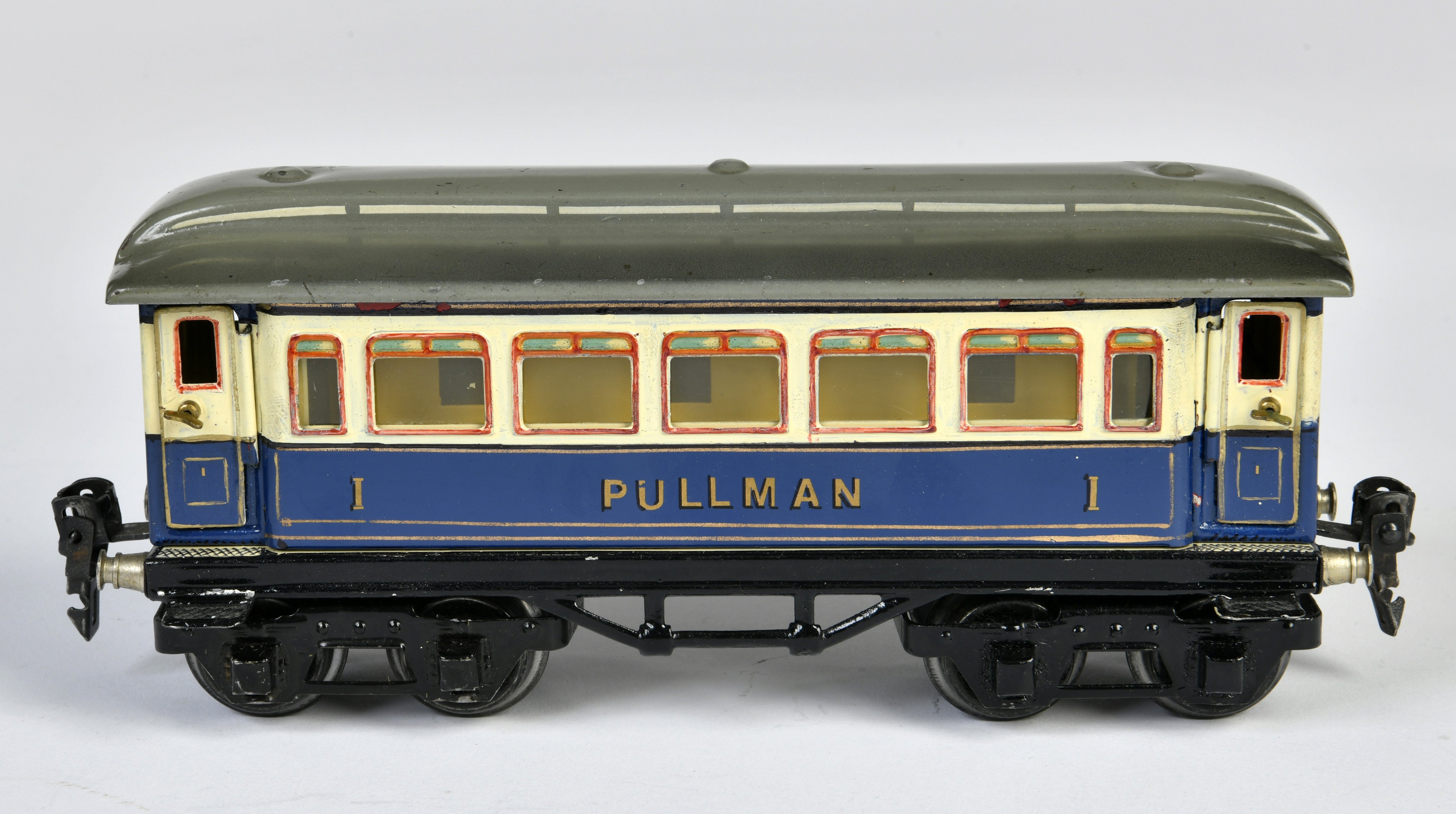 Märklin, Pullman wagon, as 1746, handpainted, gauge 0, 21,5 cm, with interior, C 2 - Image 2 of 2