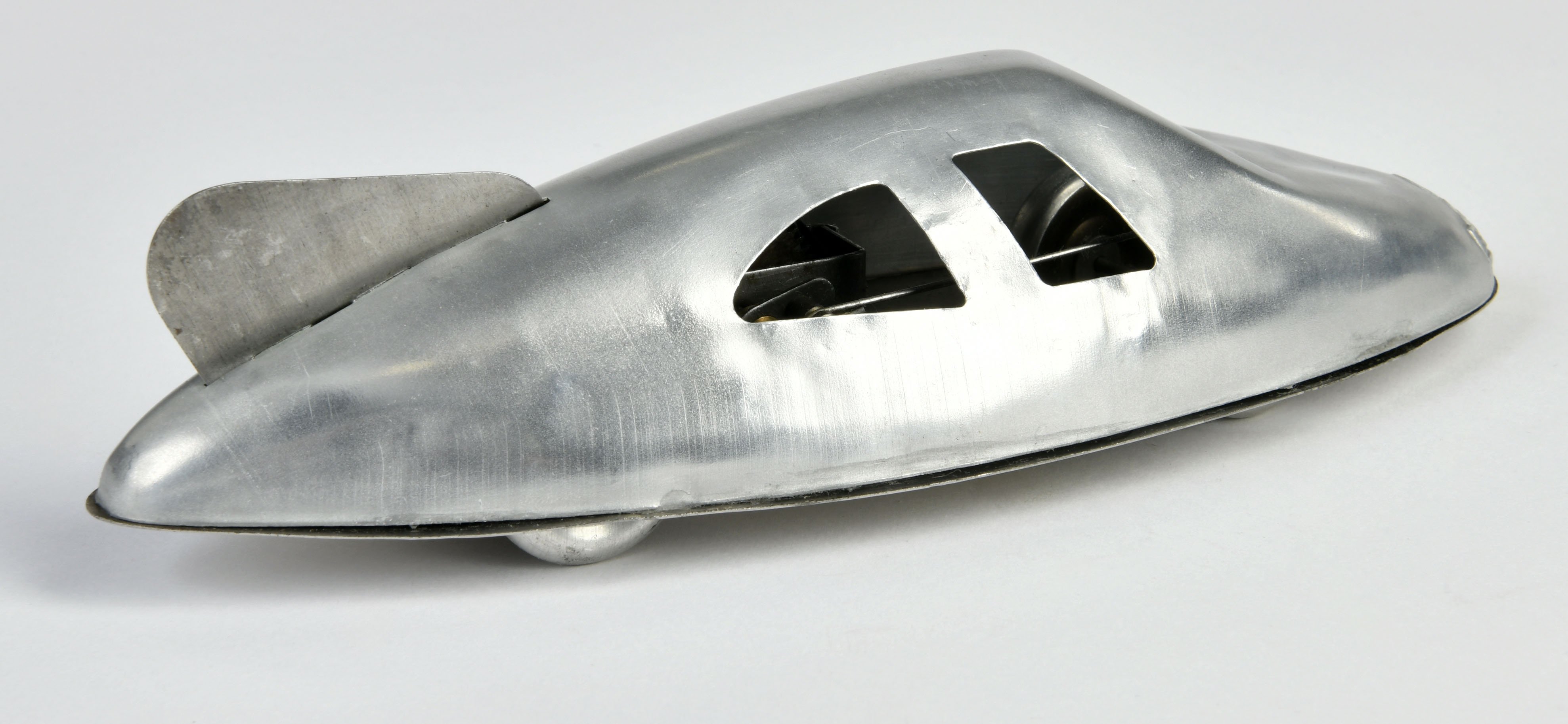Future car rocket, France, 50s, 20 cm, aluminum, cw ok, C 1- - Image 2 of 2
