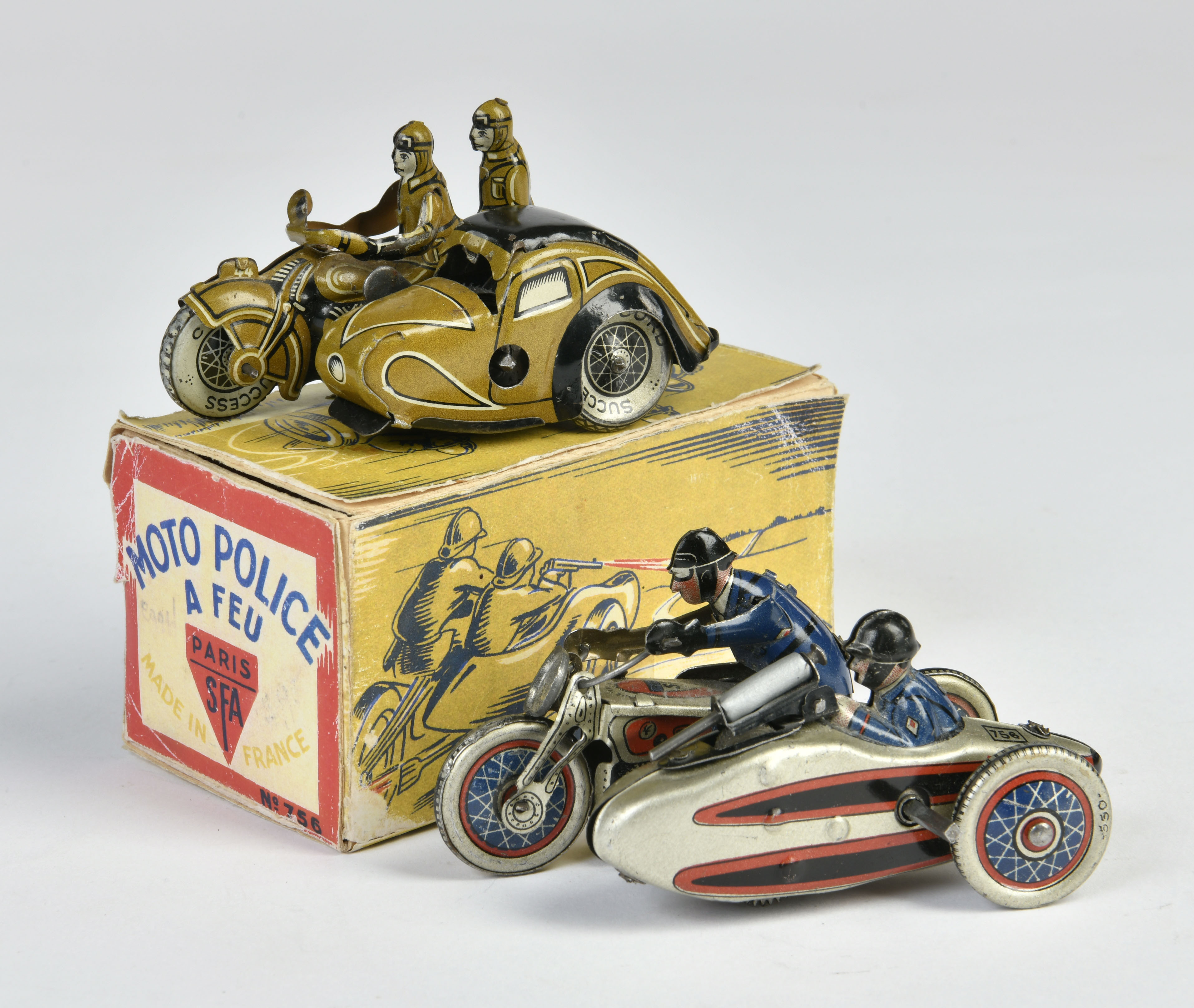 SFA, Saalheimer & Strauss, 2x motorcycle with sidecar, Germany pw, France, 8-9 cm, cw 1x