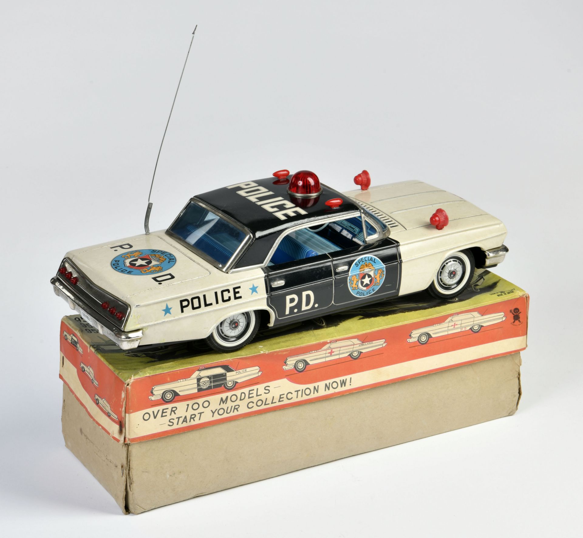 Bandai, Chevrolet Police Patrol Car, Japan, 36 cm, tin, friction ok, paint d., box, C 2 - Image 2 of 3