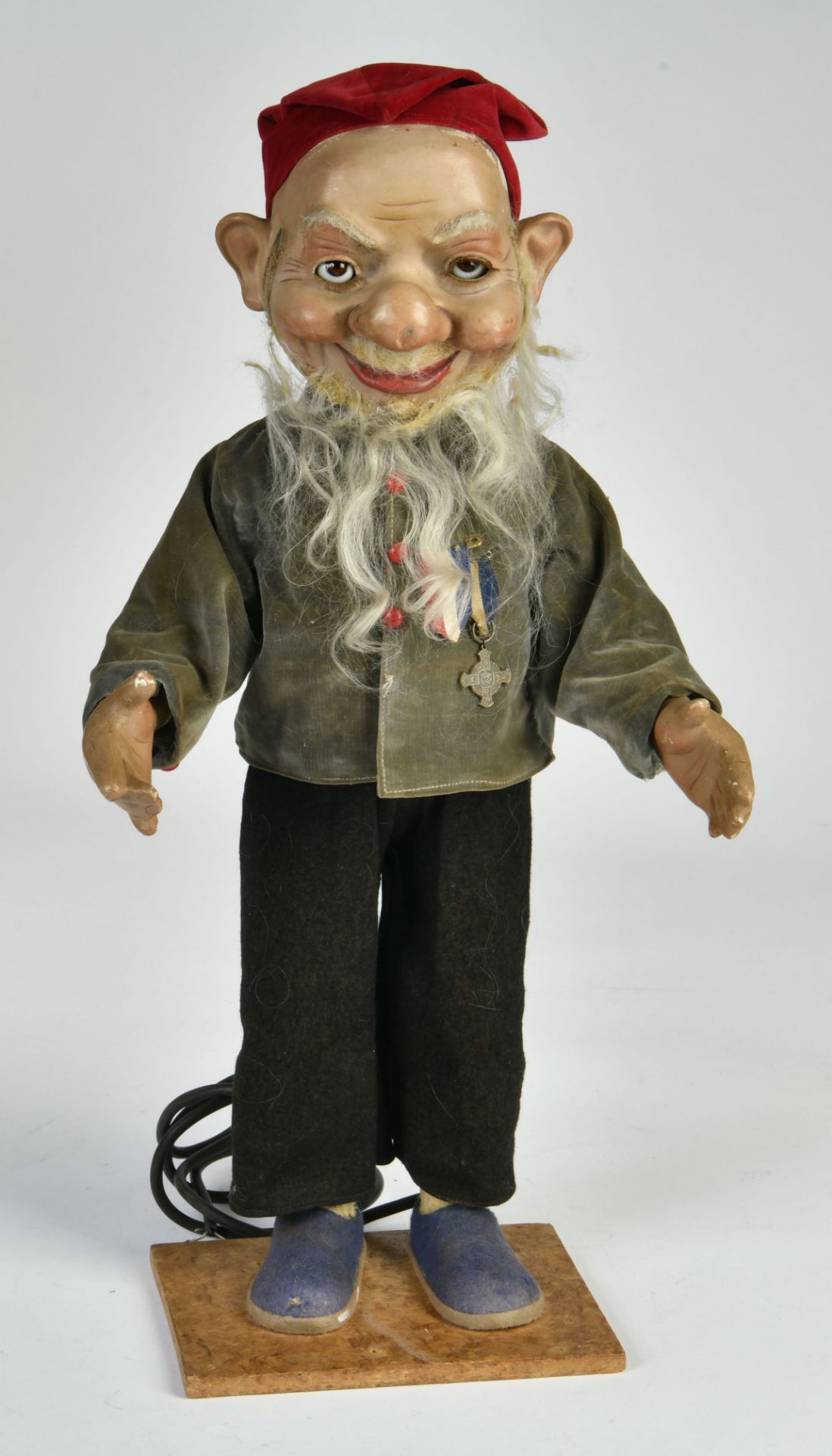 Advertising automaton "dwarf", 60 cm, electric drive ok, traces of age, otherwise good