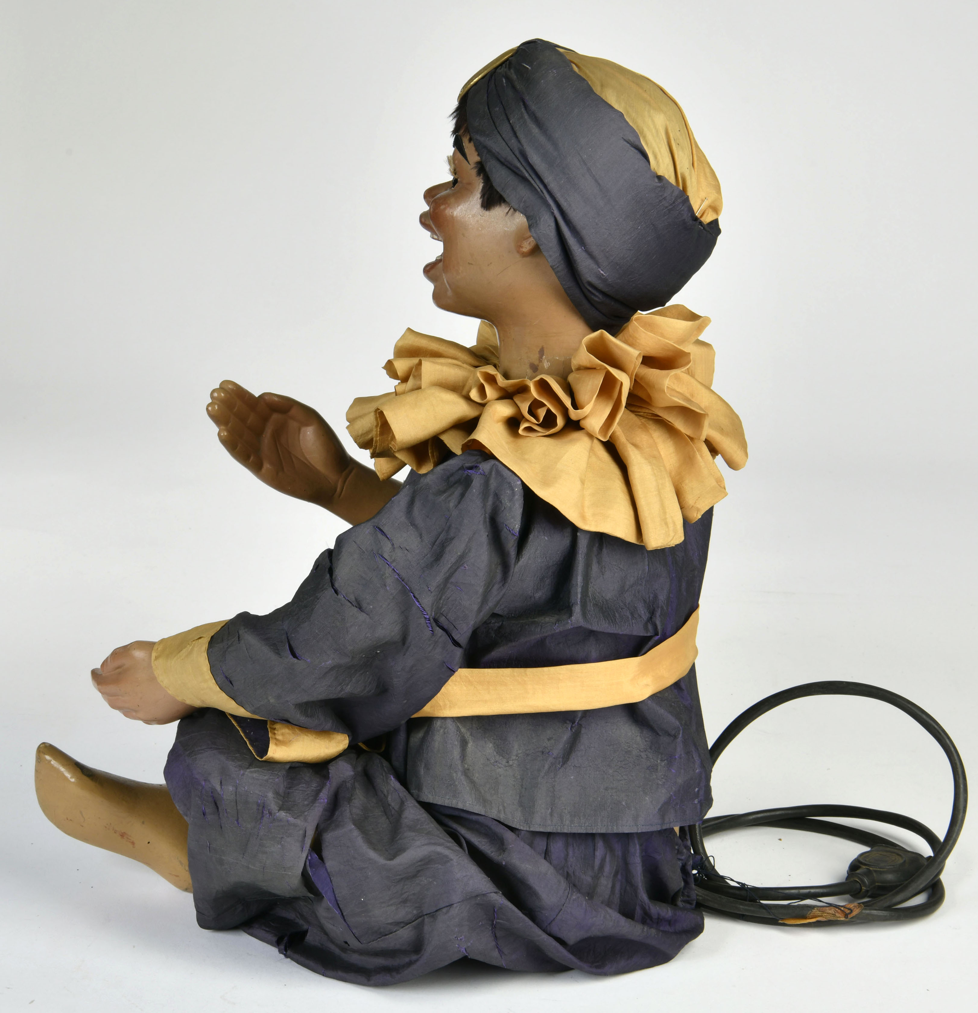Advertising automaton "oriental", height 45 cm, electric drive ok, moves arm, head and eyes, - Image 2 of 2